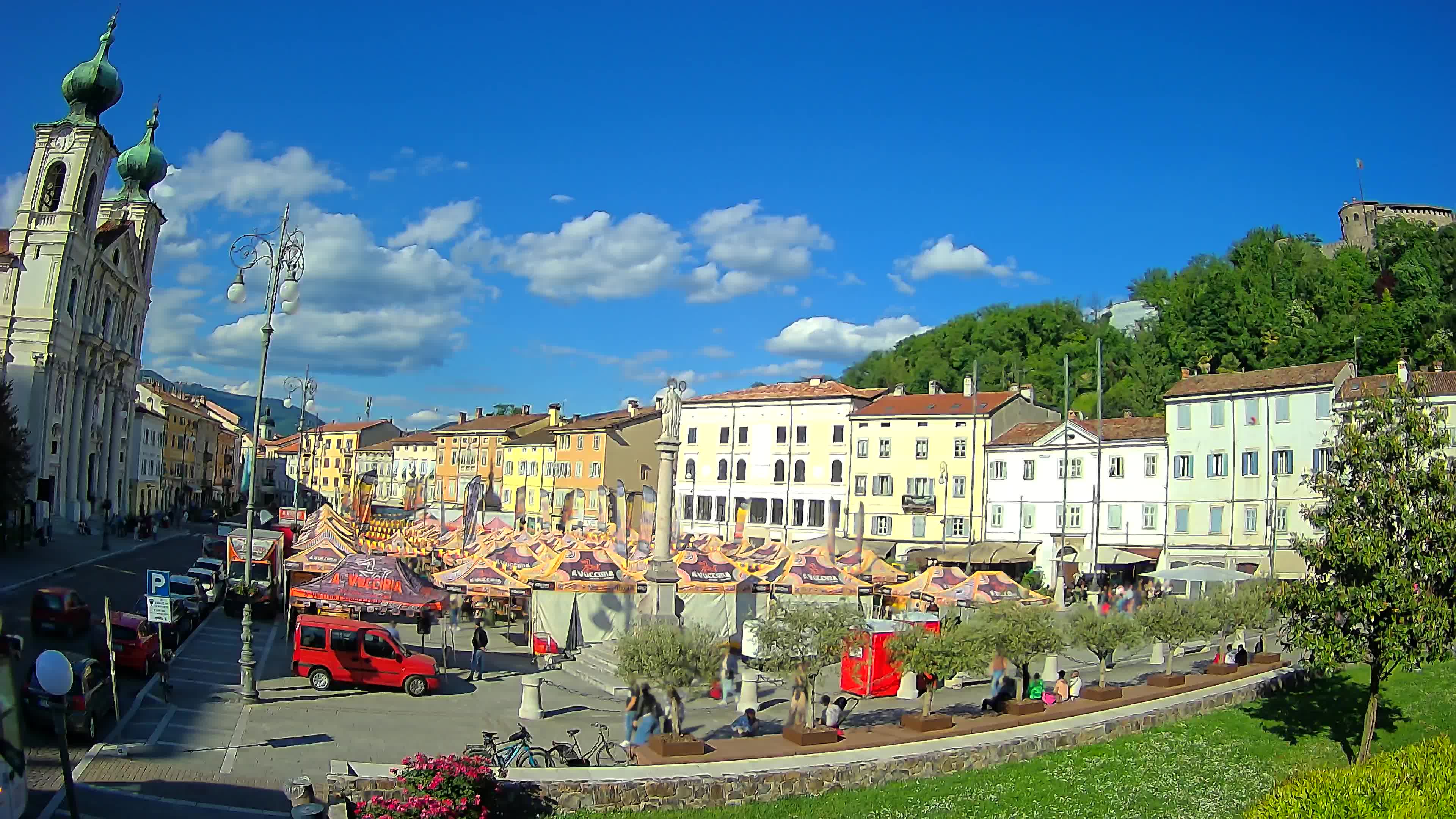 Webcam Gorizia Vittoria square – Church of st. Ignazio