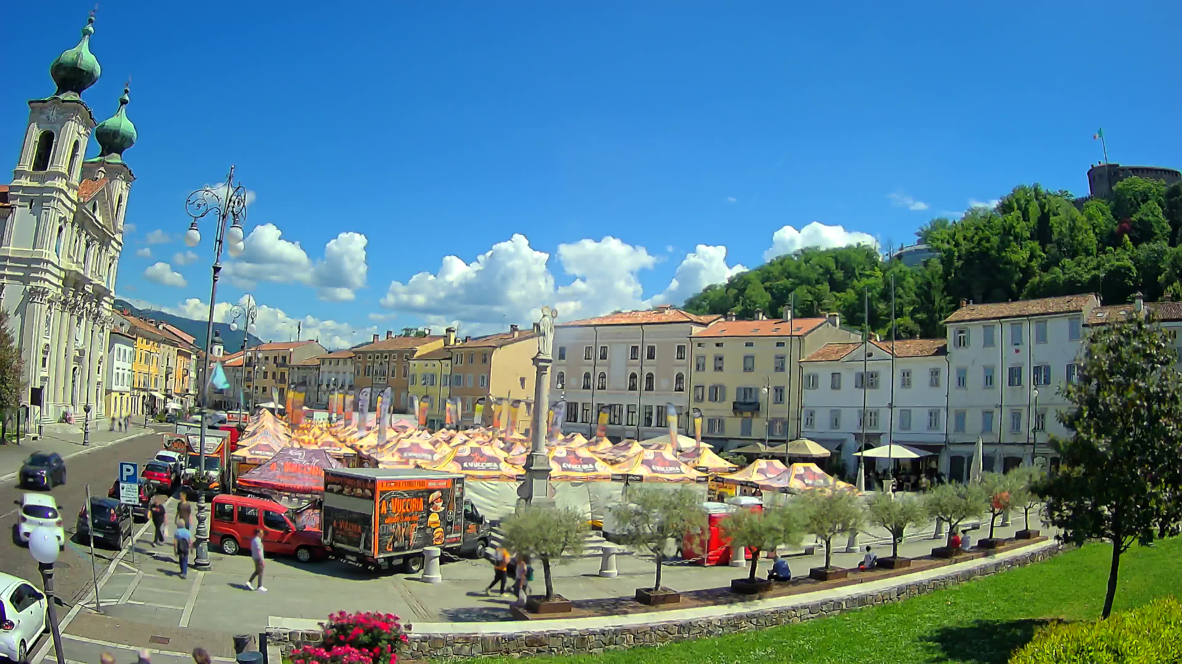 Webcam Gorizia Vittoria square – Church of st. Ignazio