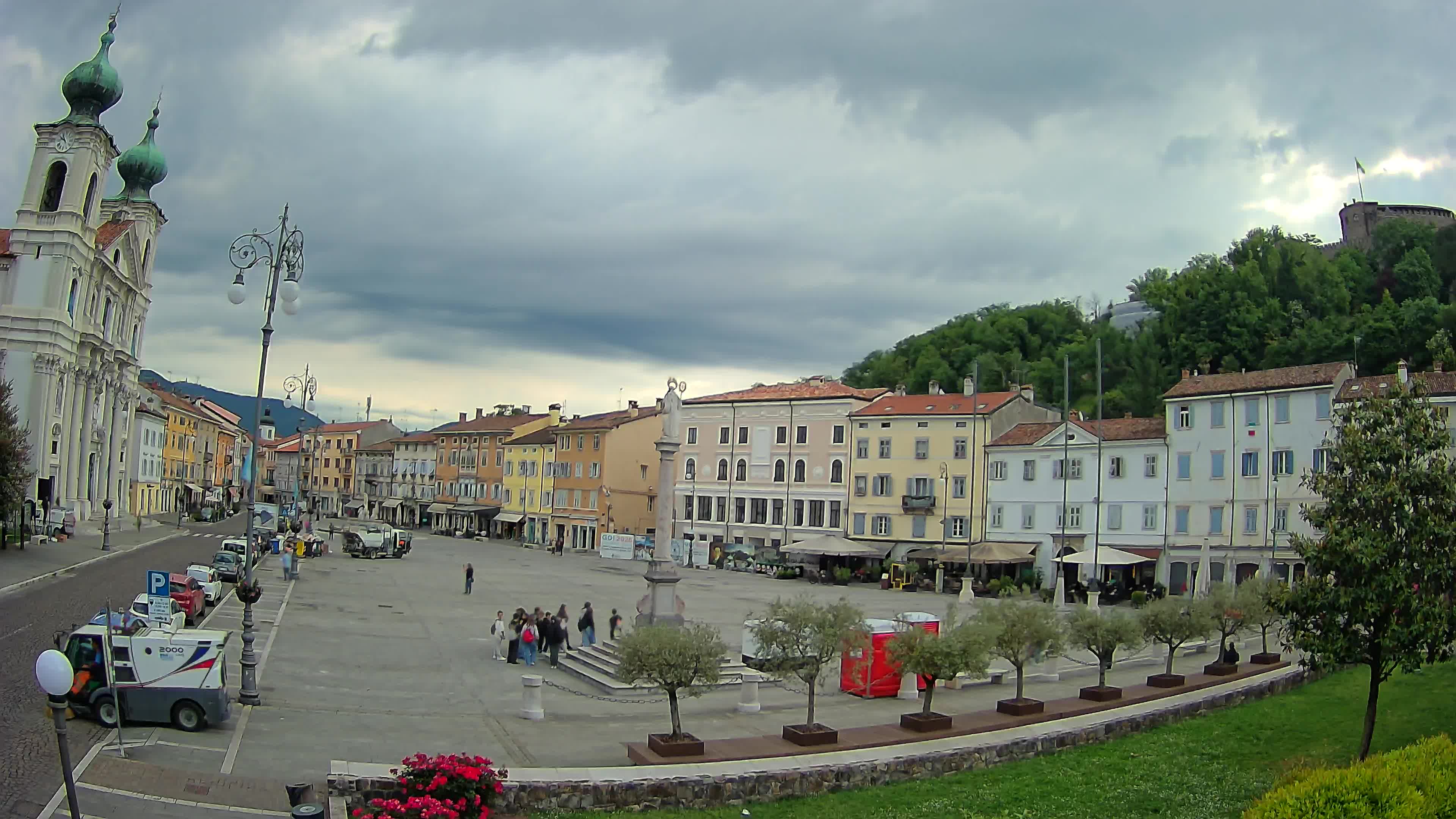 Gorizia – Plaza Vittoria – iglesia de San Pedro. Ignacio