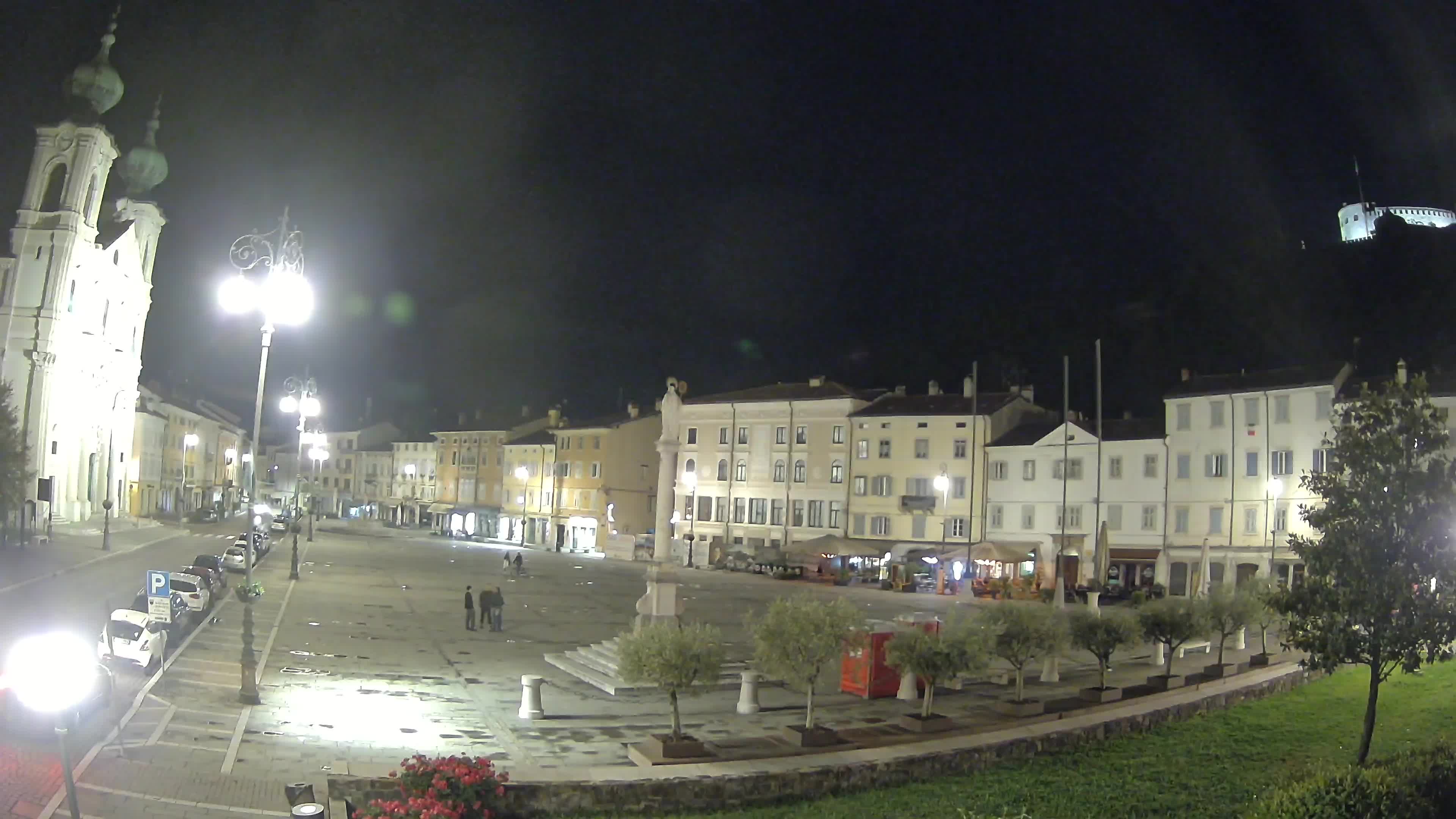 Gorizia – Plaza Vittoria – iglesia de San Pedro. Ignacio