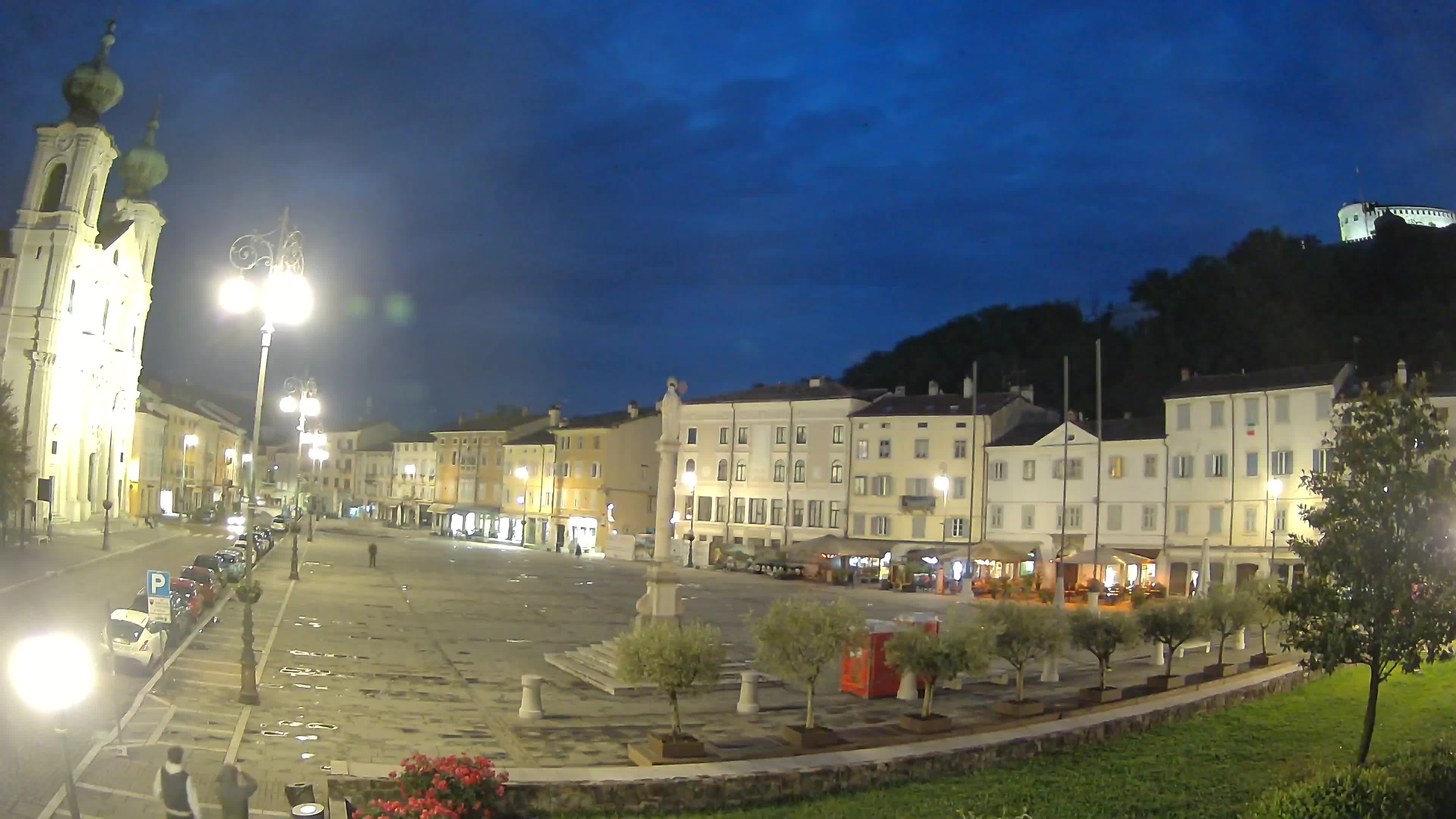 Gorizia – Plaza Vittoria – iglesia de San Pedro. Ignacio