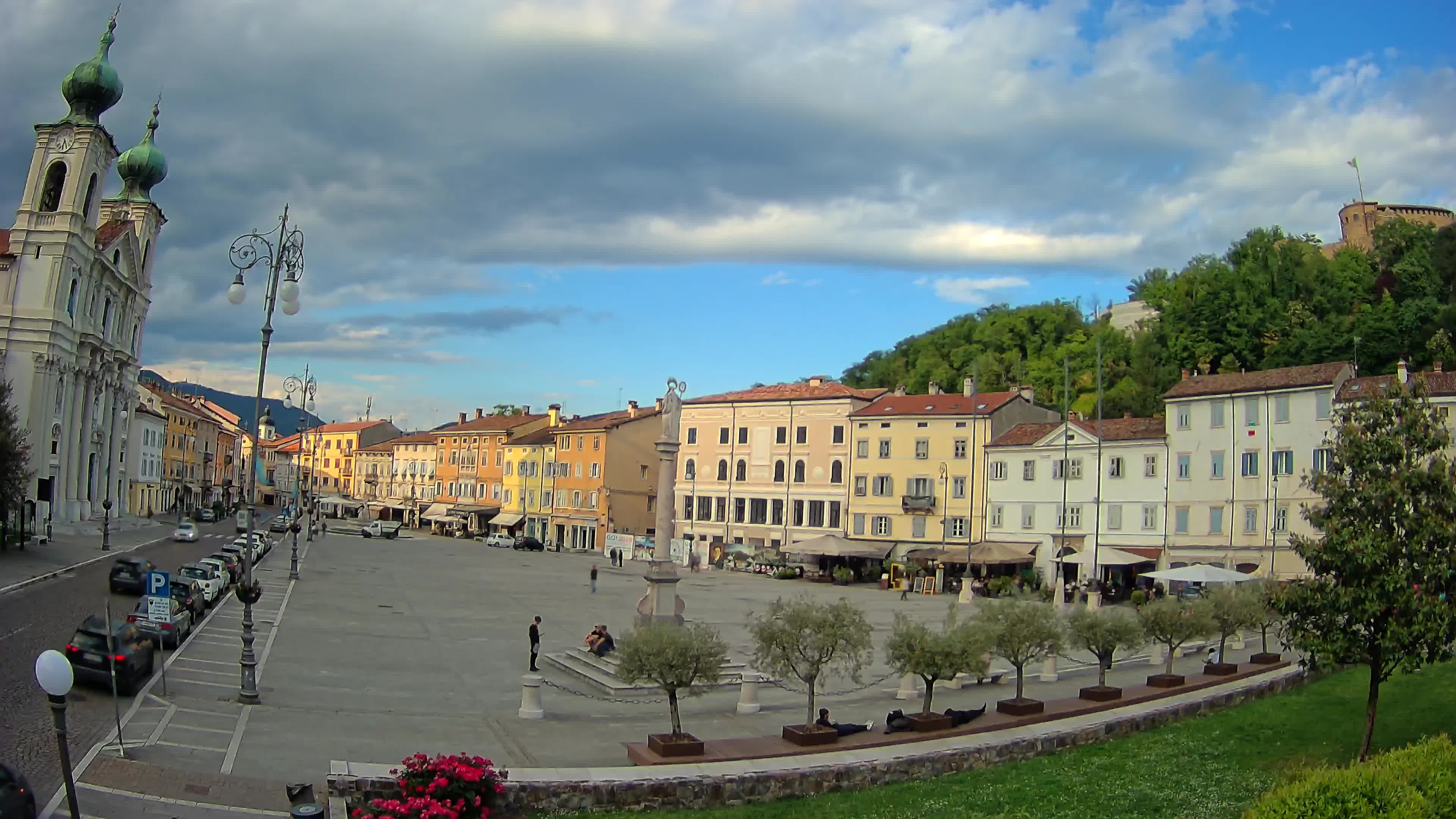 Gorizia – Plaza Vittoria – iglesia de San Pedro. Ignacio