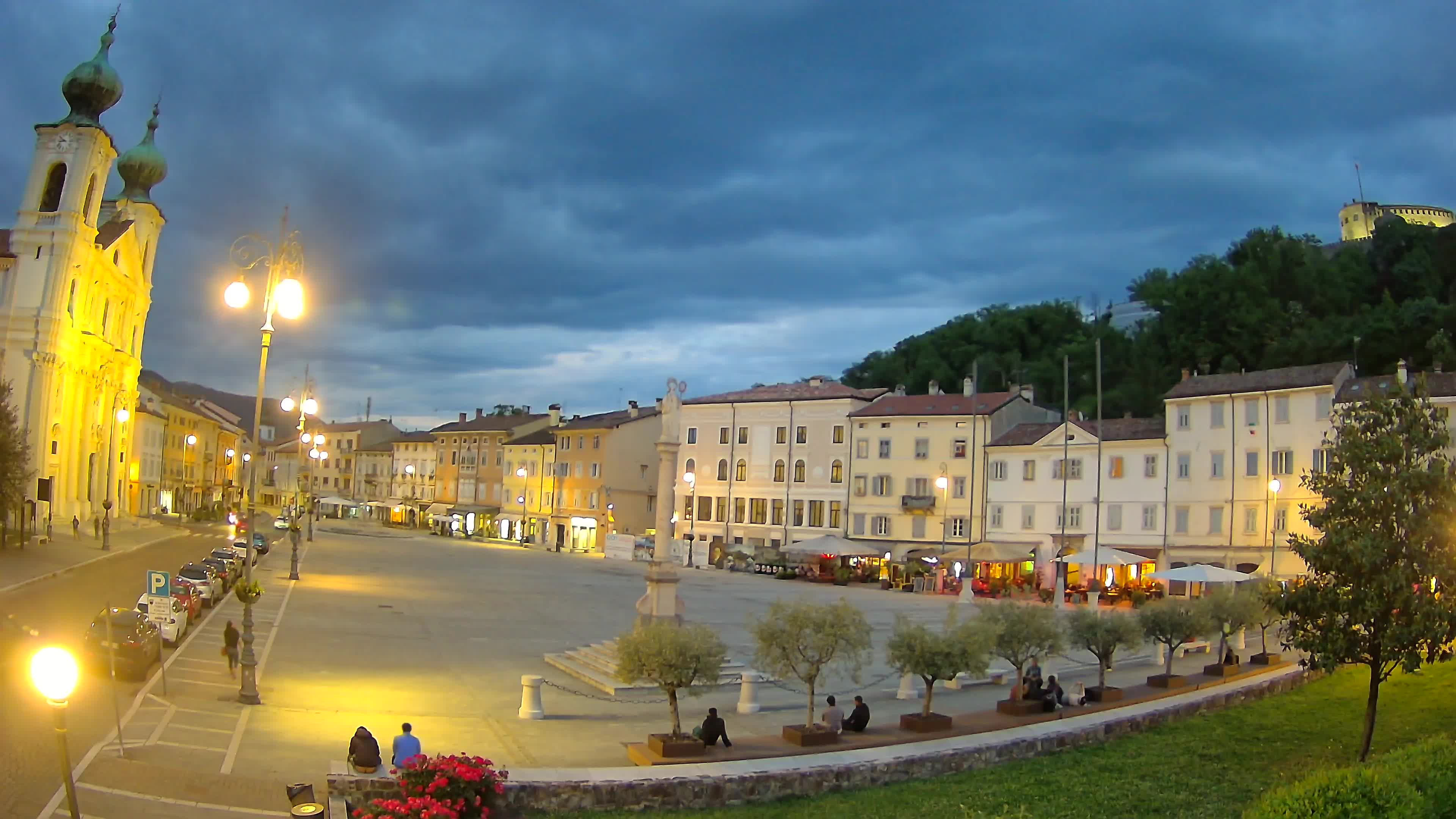 Gorizia – Plaza Vittoria – iglesia de San Pedro. Ignacio