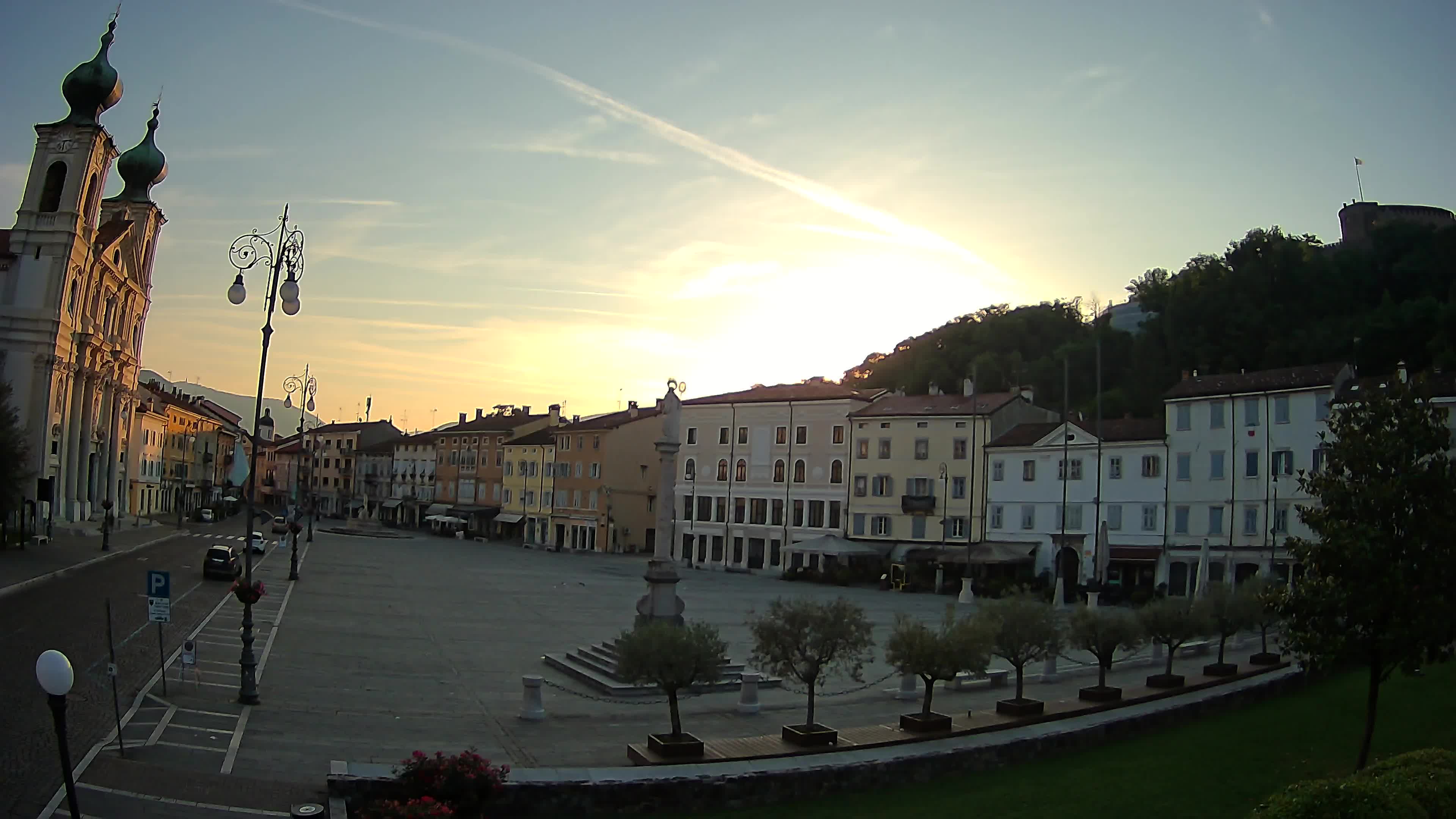 Gorizia – Plaza Vittoria – iglesia de San Pedro. Ignacio