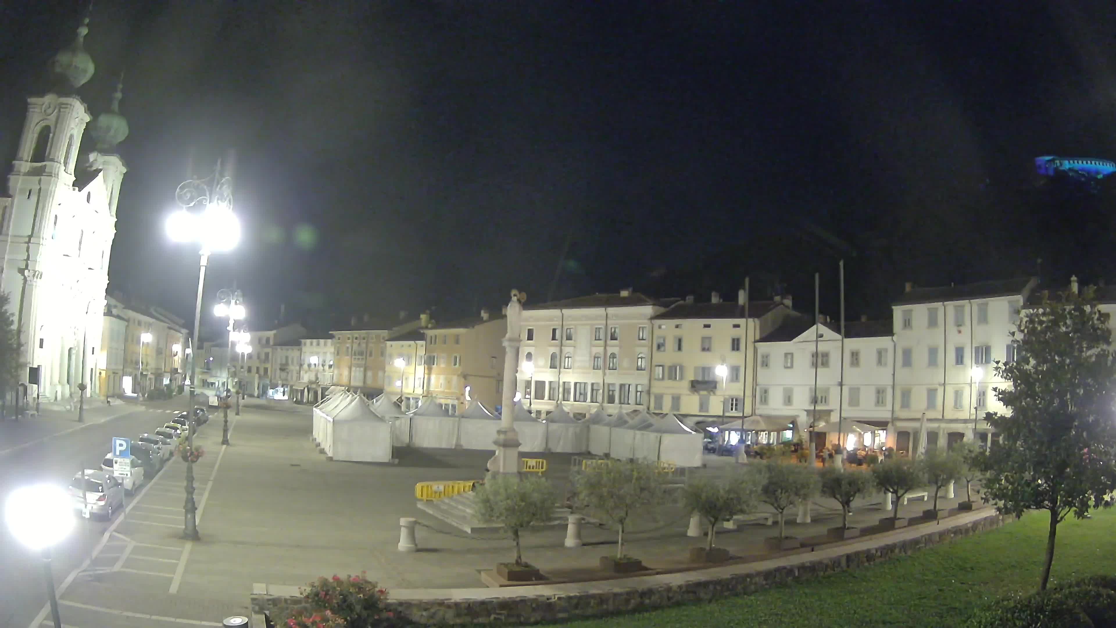 Gorizia Piazza della Vittoria e chiesa di S. Ignazio