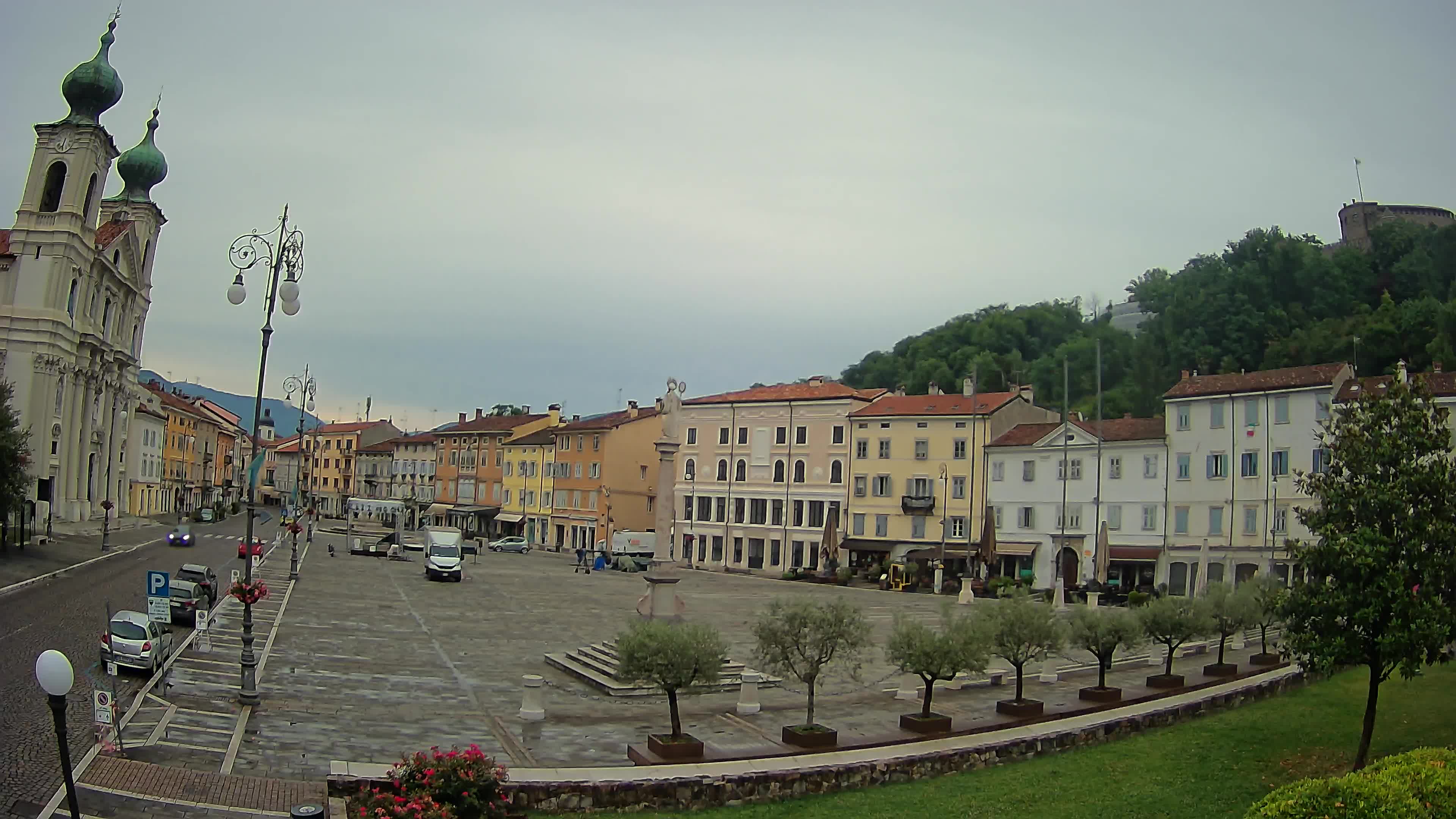 Webcam Gorizia Vittoria square – Church of st. Ignazio