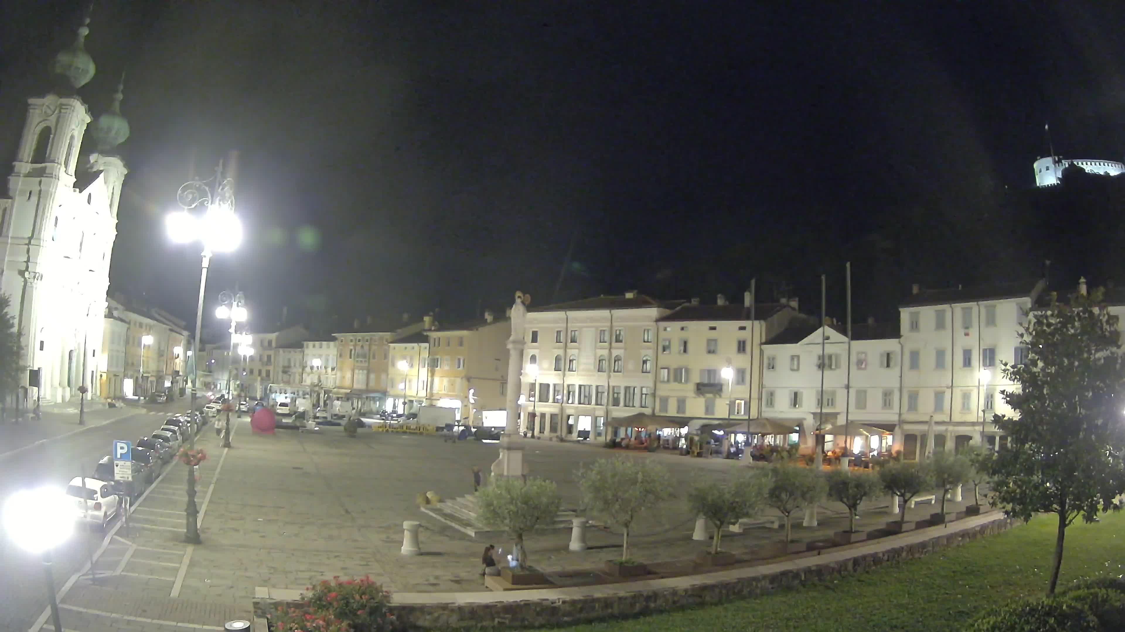 Gorizia – Plaza Vittoria – iglesia de San Pedro. Ignacio
