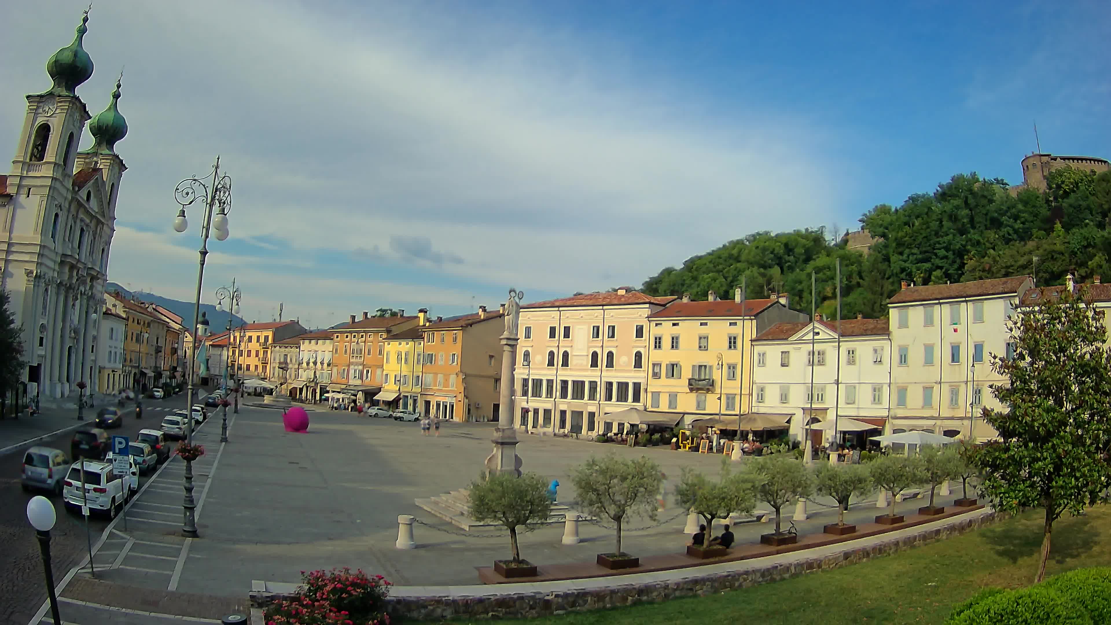 Gorizia Piazza della Vittoria e chiesa di S. Ignazio