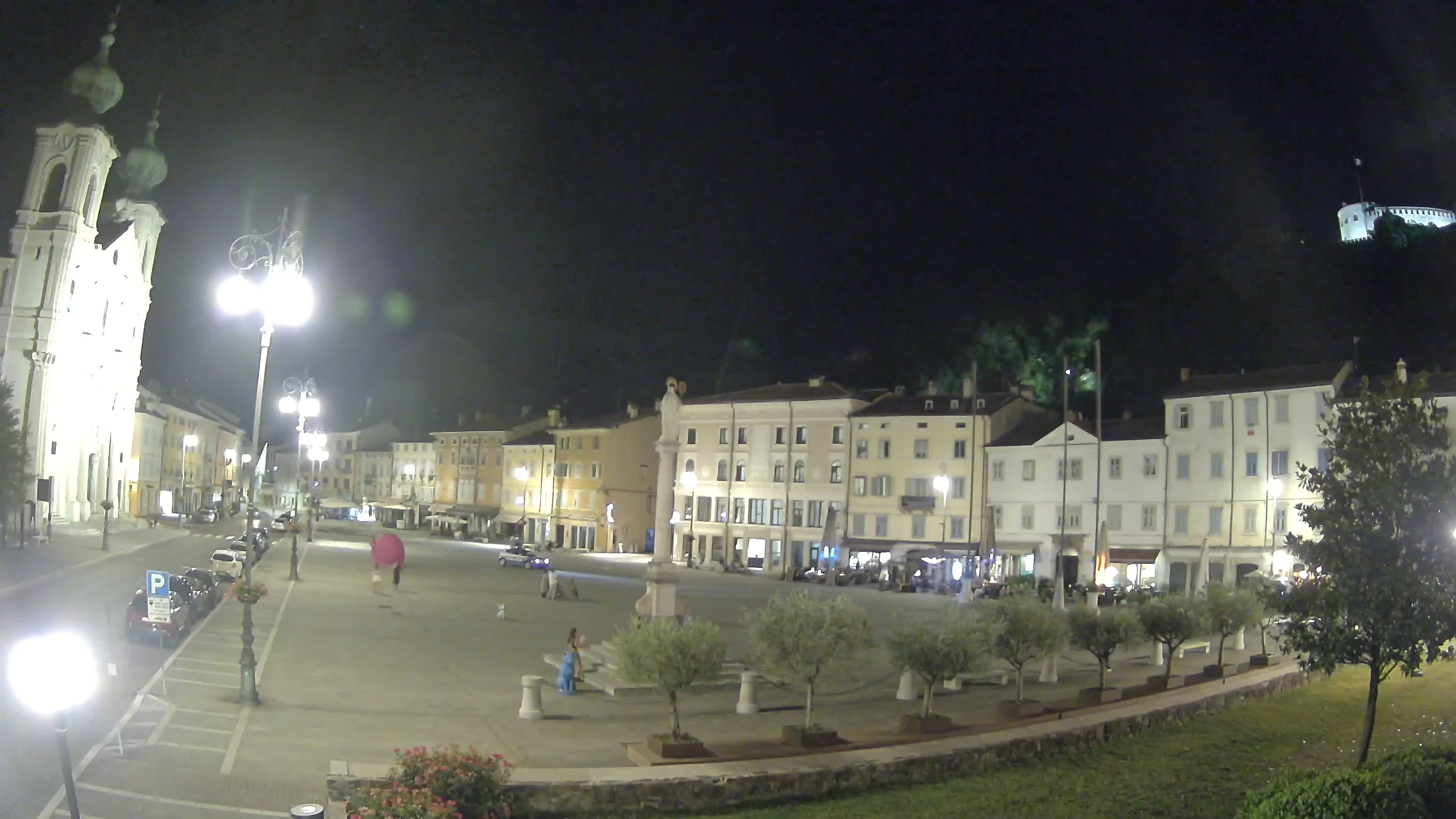Gorizia Piazza della Vittoria e chiesa di S. Ignazio