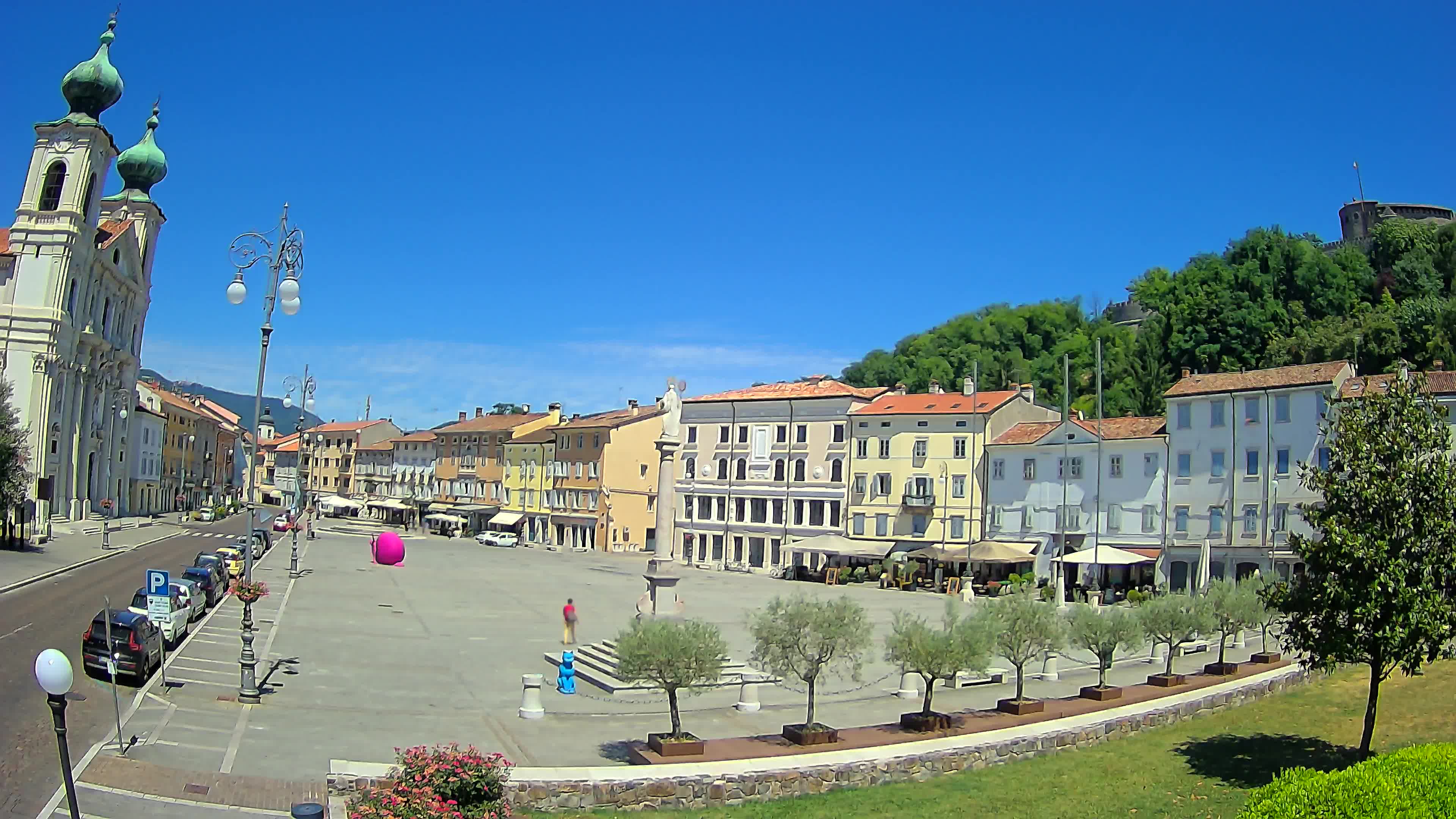 Gorizia Piazza della Vittoria e chiesa di S. Ignazio