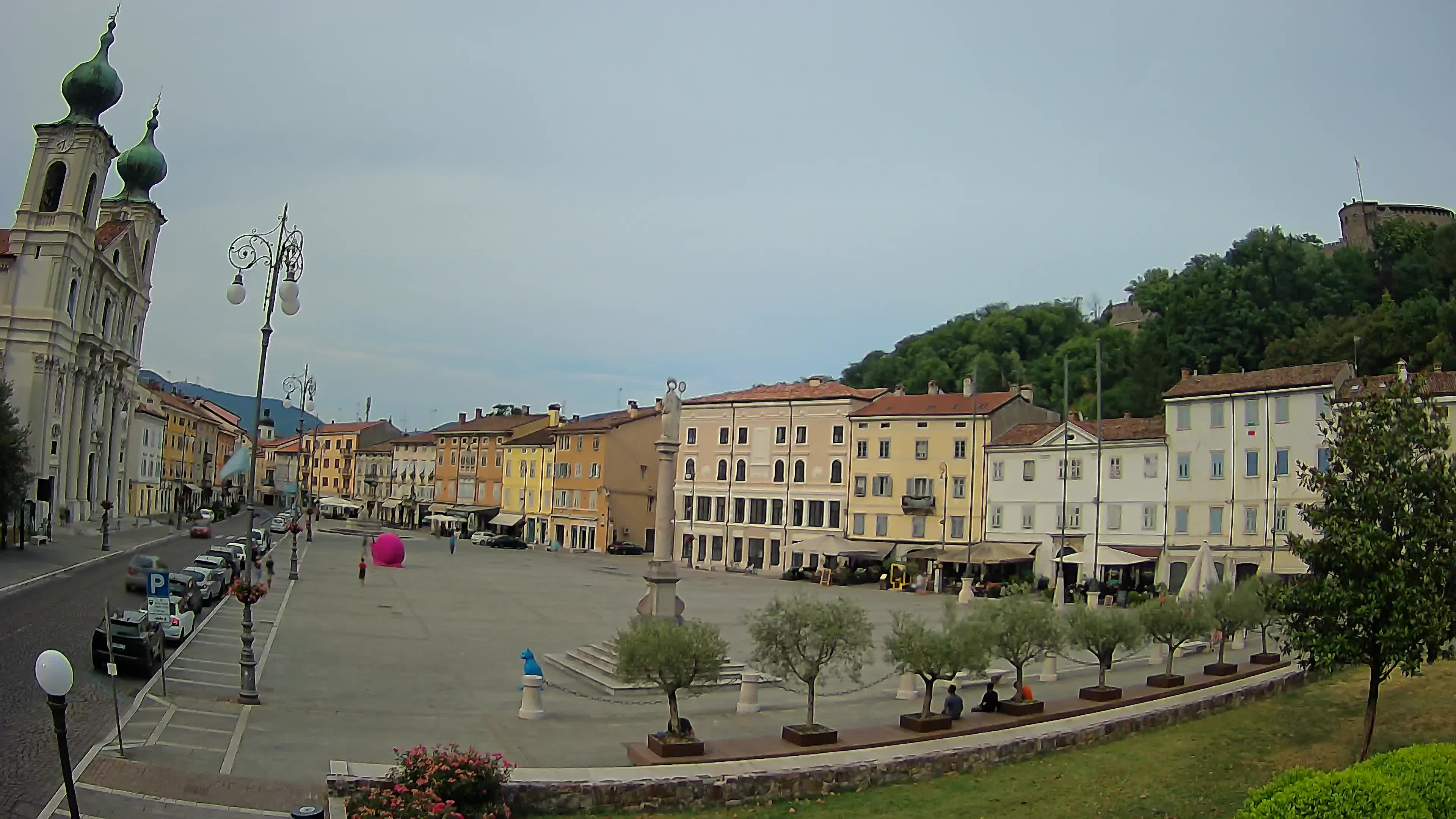Gorizia – Plaza Vittoria – iglesia de San Pedro. Ignacio