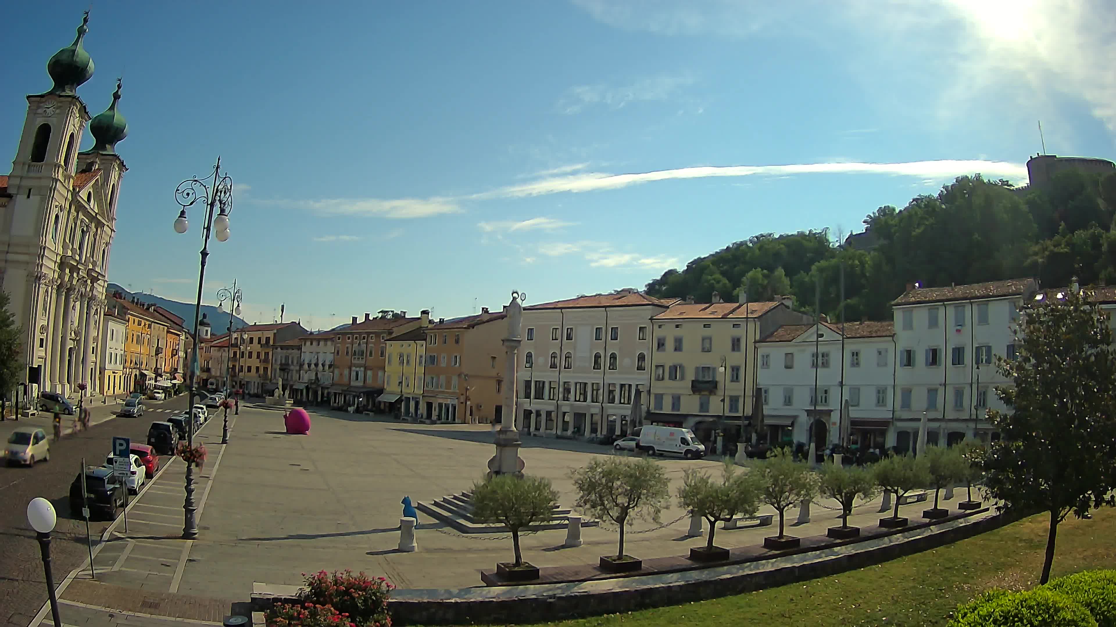 Gorizia Piazza della Vittoria e chiesa di S. Ignazio