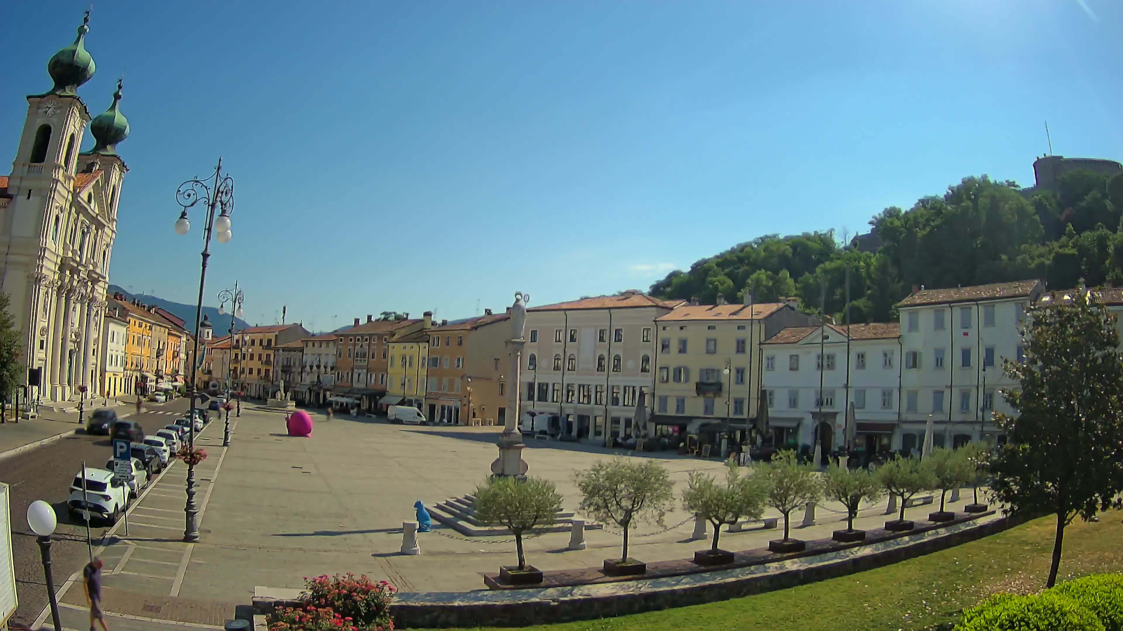 Gorizia – Plaza Vittoria – iglesia de San Pedro. Ignacio