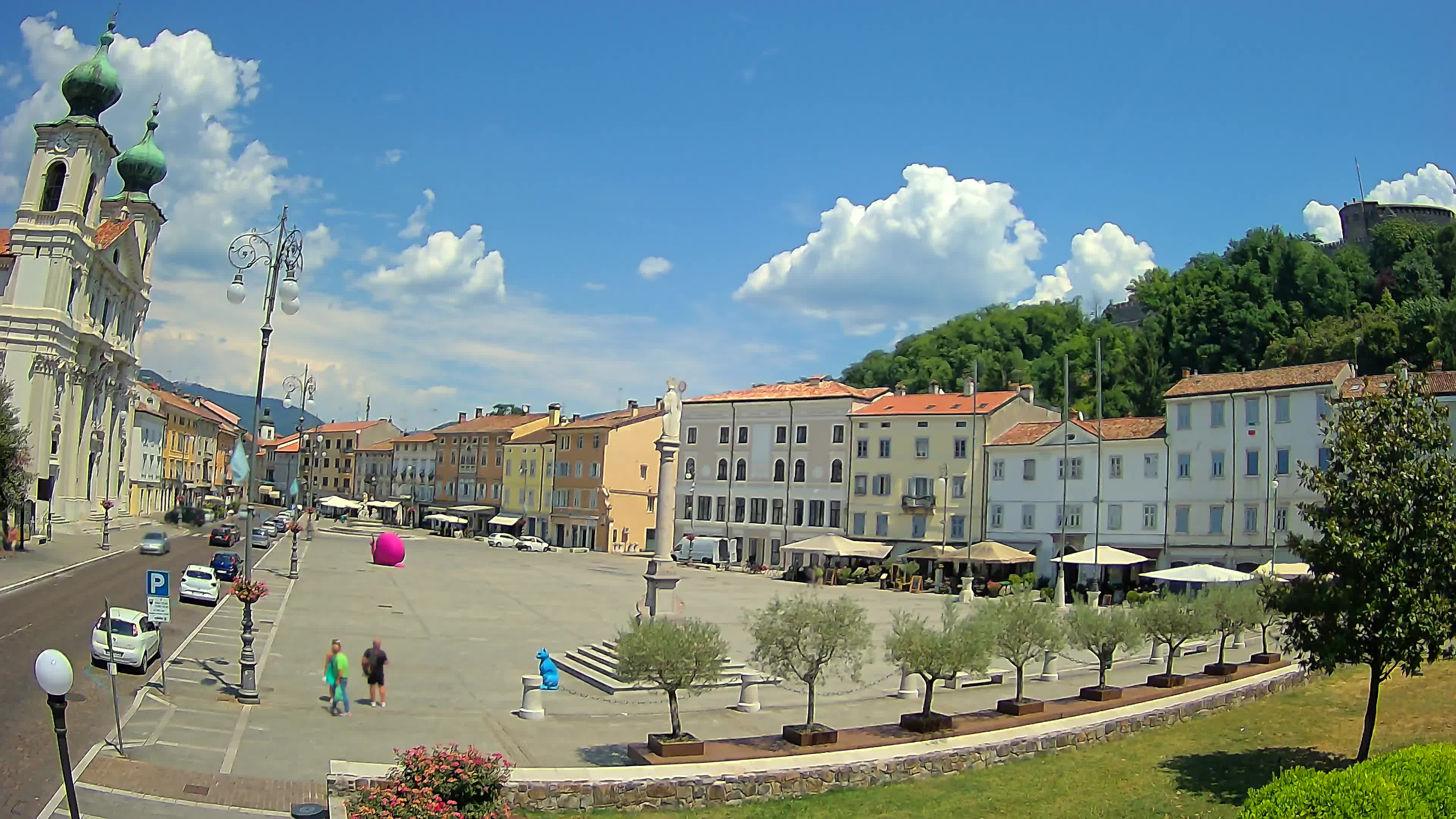 Gorizia Piazza della Vittoria e chiesa di S. Ignazio