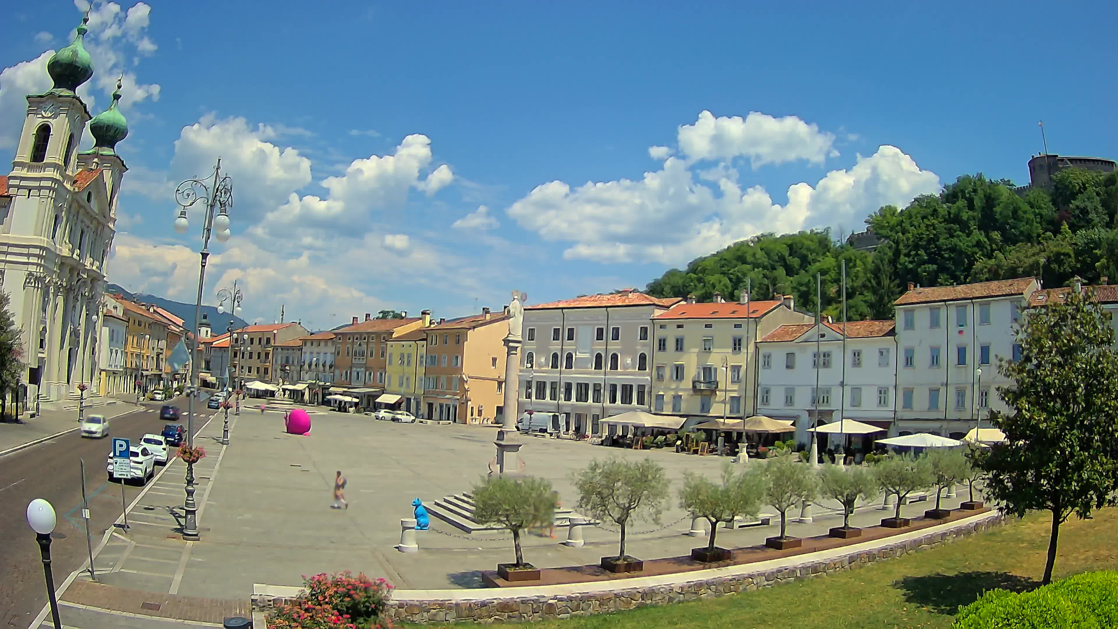 Gorizia Piazza della Vittoria e chiesa di S. Ignazio