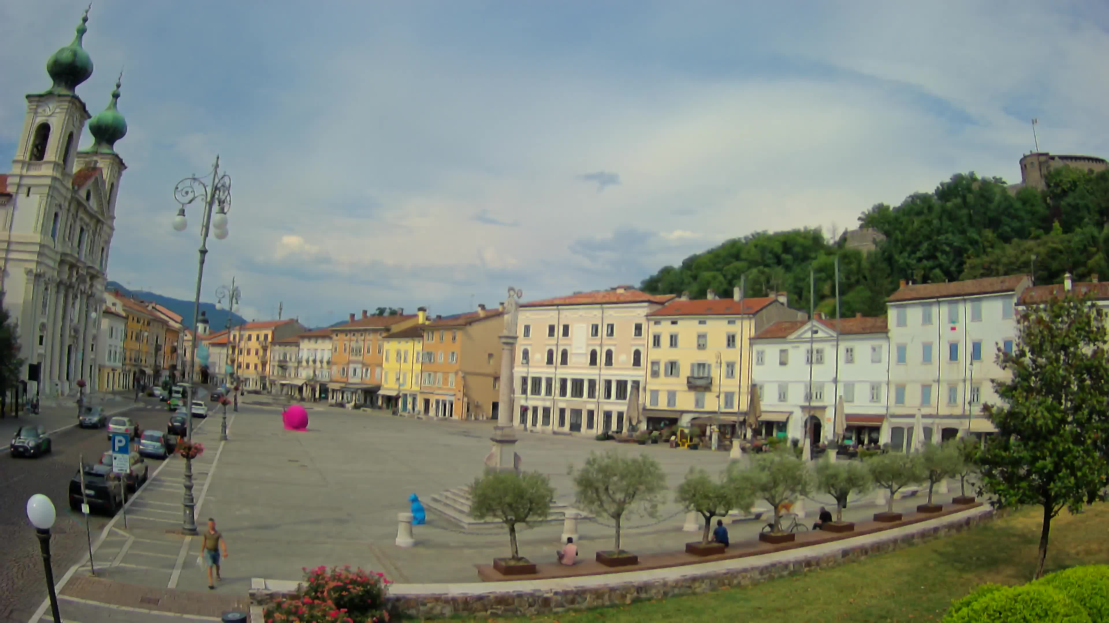 Gorizia – Plaza Vittoria – iglesia de San Pedro. Ignacio