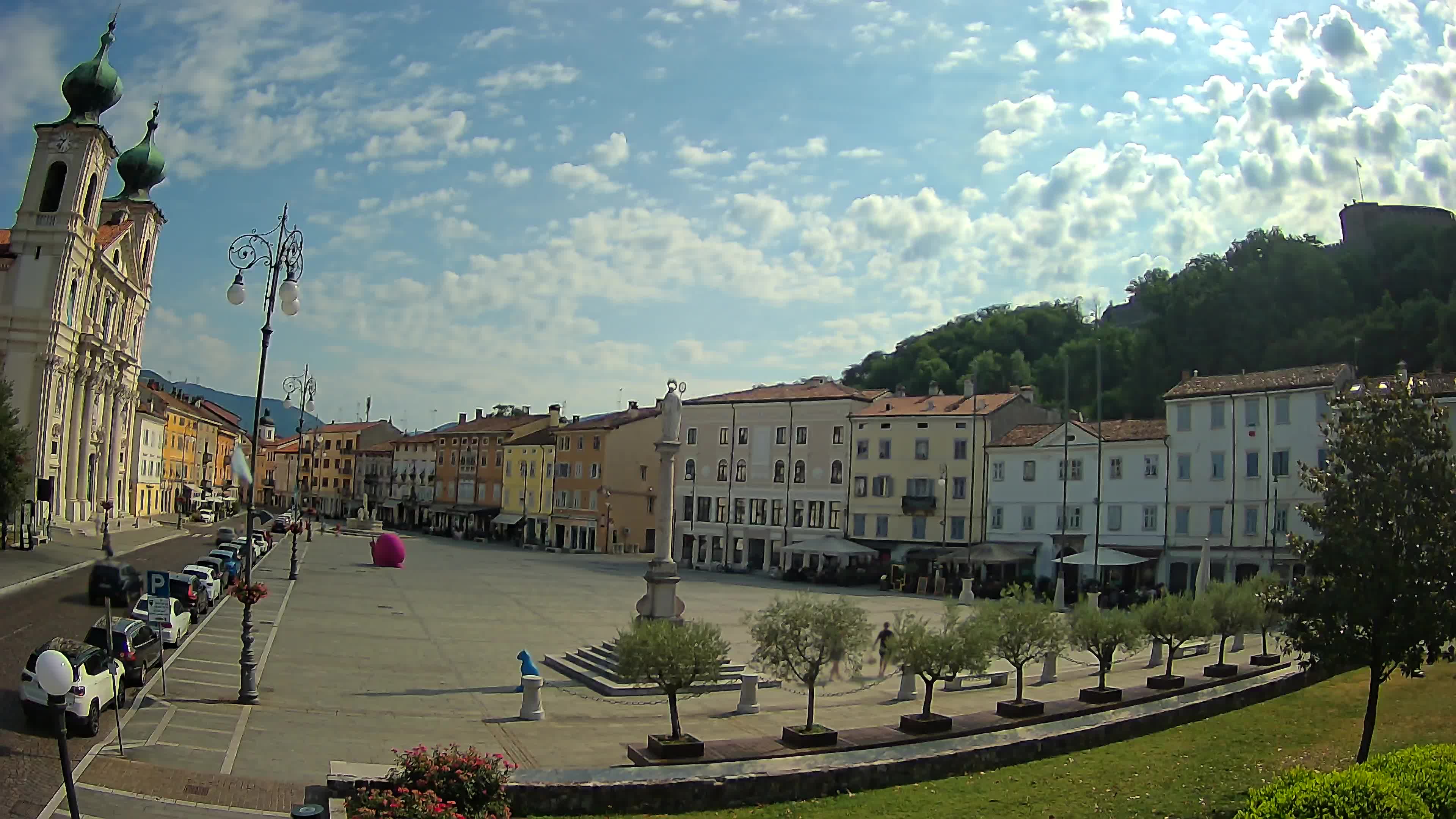Gorizia Piazza della Vittoria e chiesa di S. Ignazio