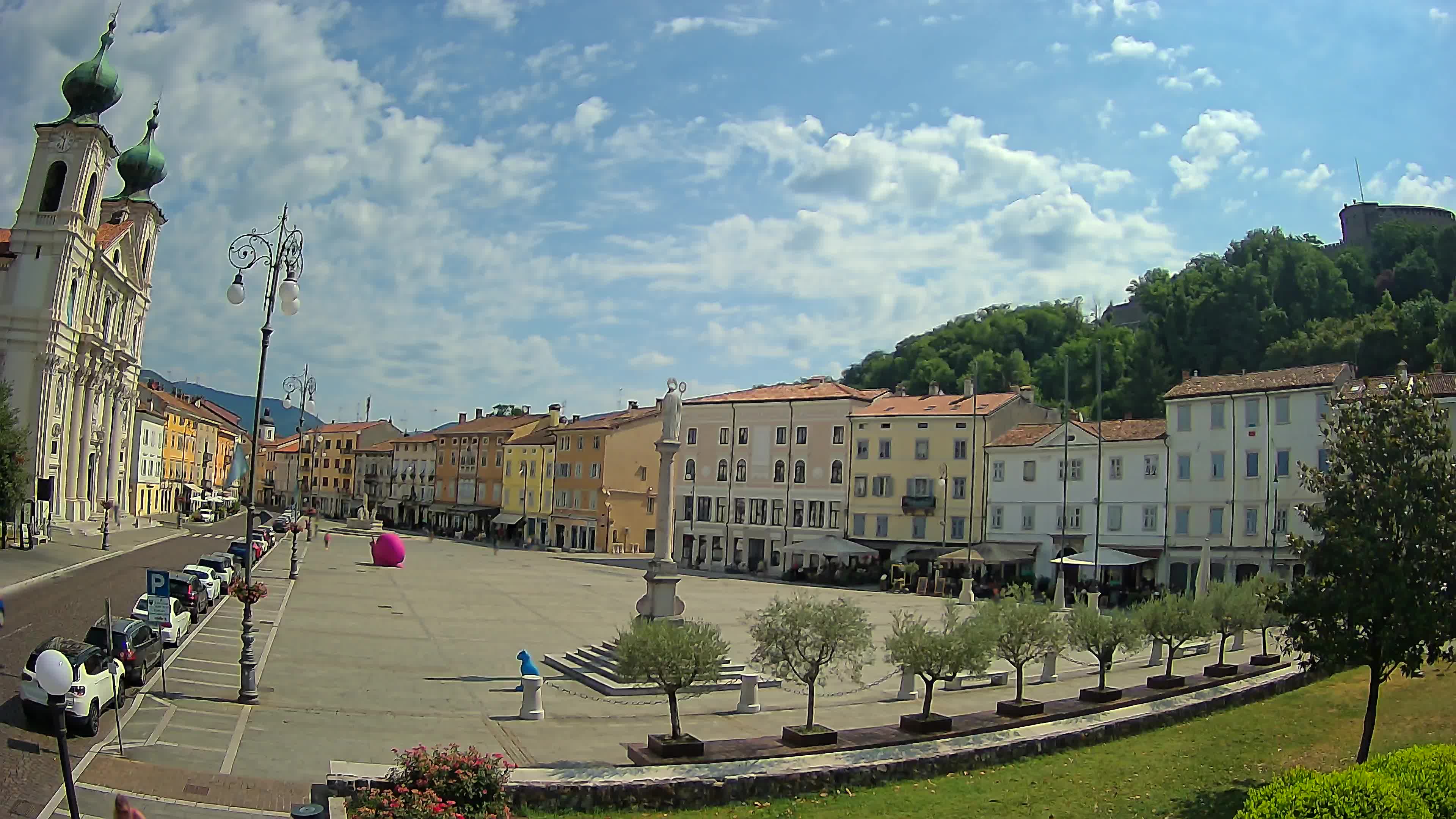 Gorizia Piazza della Vittoria e chiesa di S. Ignazio