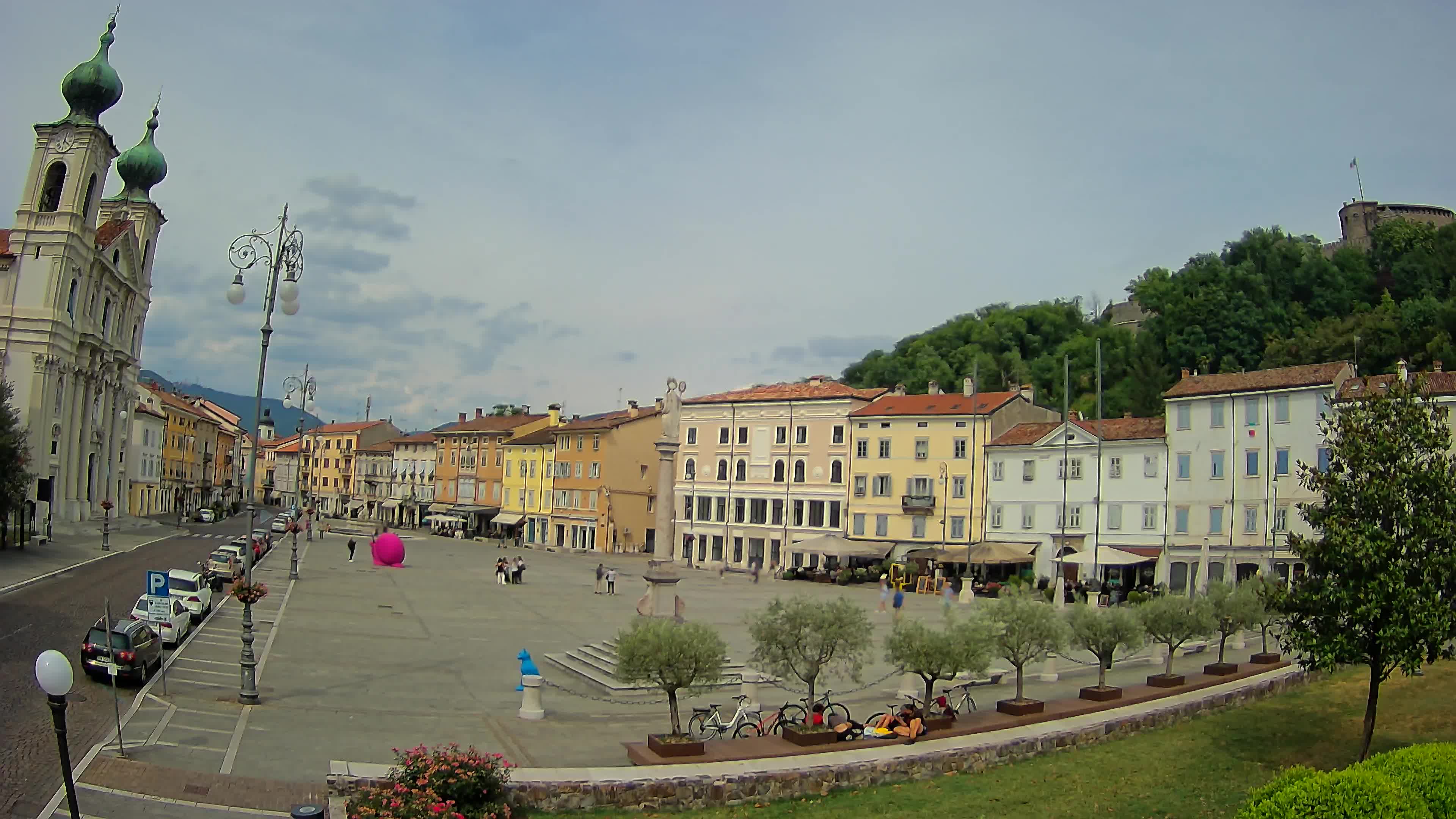Gorizia Piazza della Vittoria e chiesa di S. Ignazio