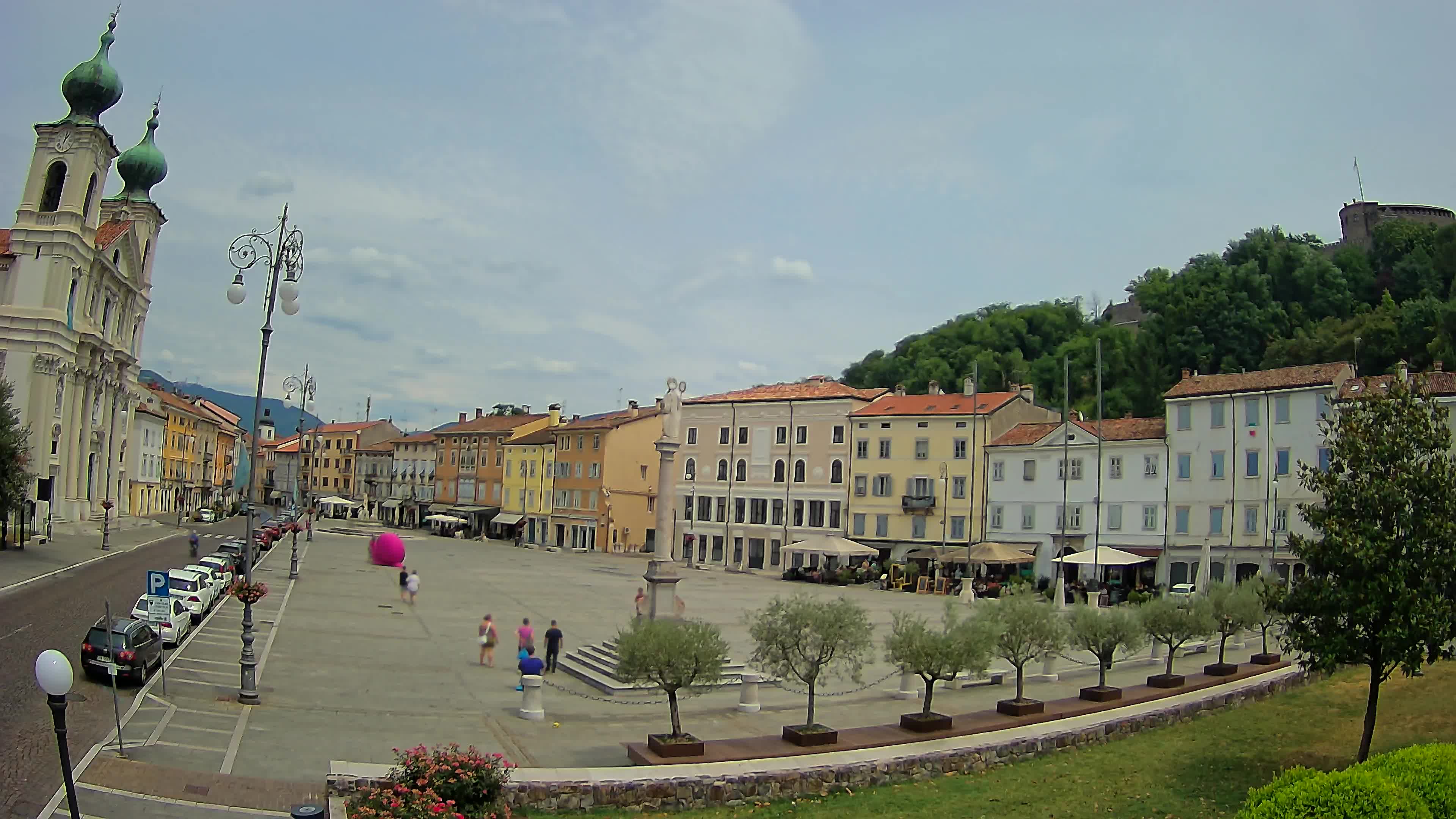 Gorizia Piazza della Vittoria e chiesa di S. Ignazio