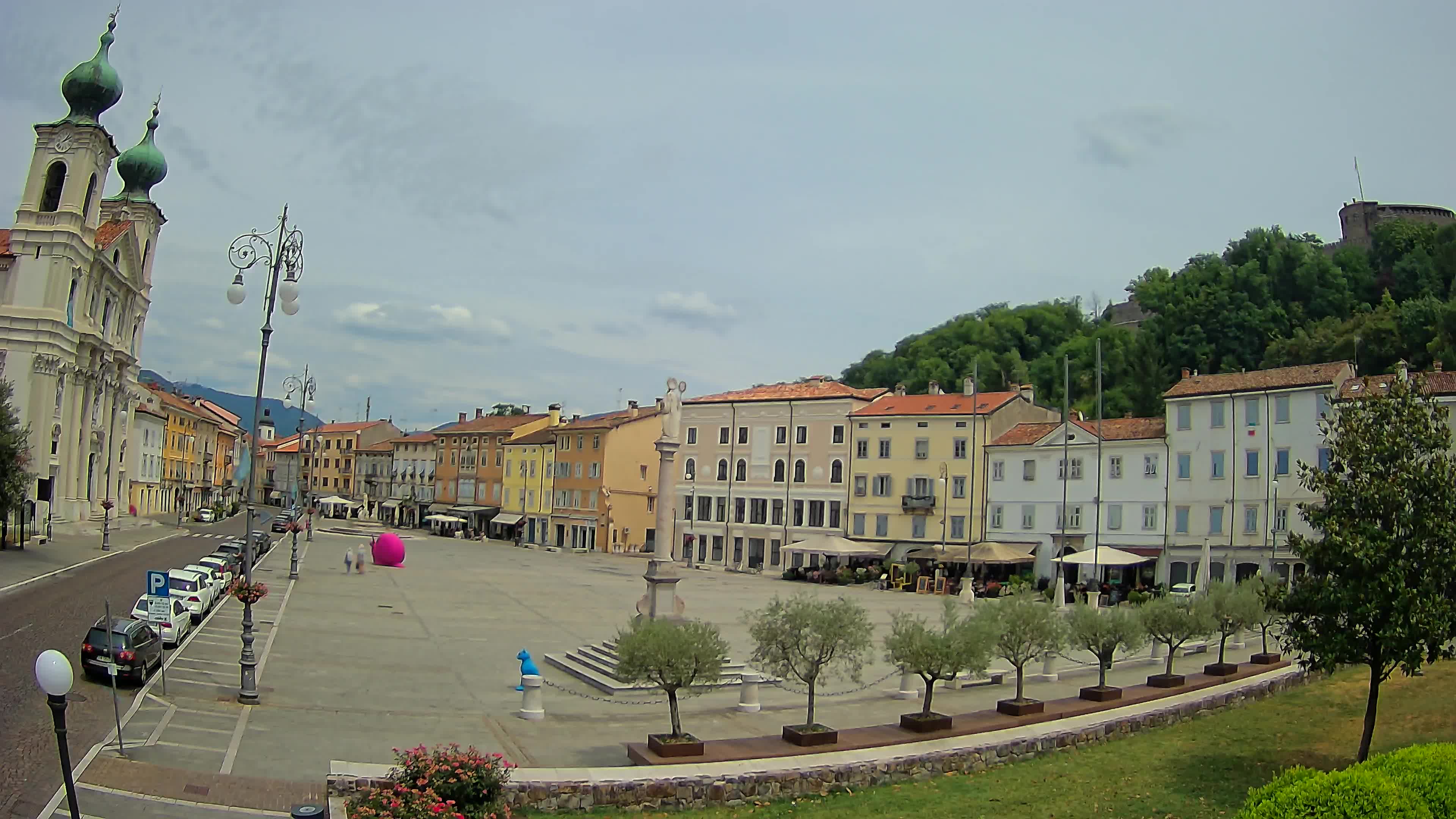 Gorizia – Plaza Vittoria – iglesia de San Pedro. Ignacio