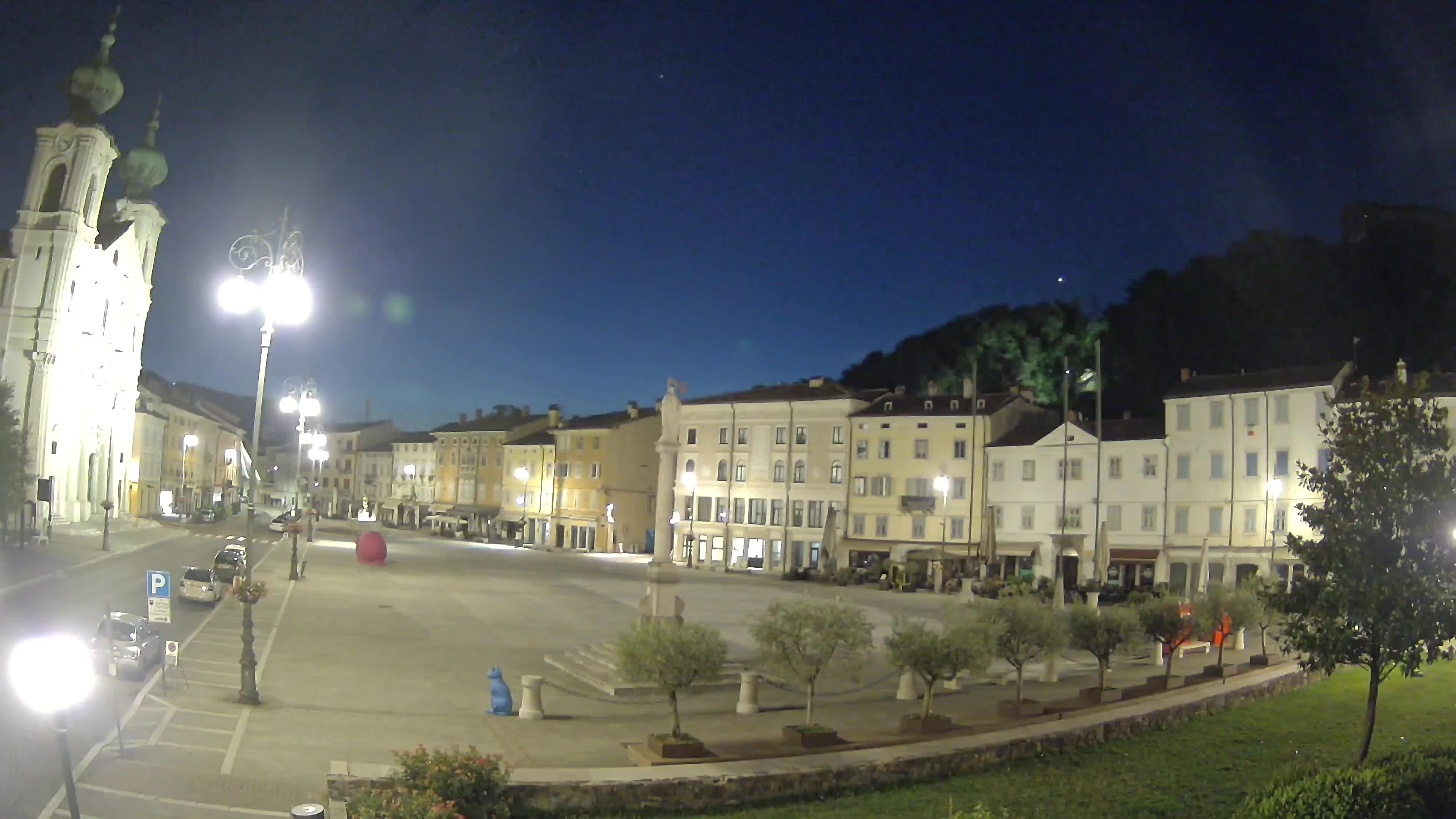 Gorizia – Plaza Vittoria – iglesia de San Pedro. Ignacio