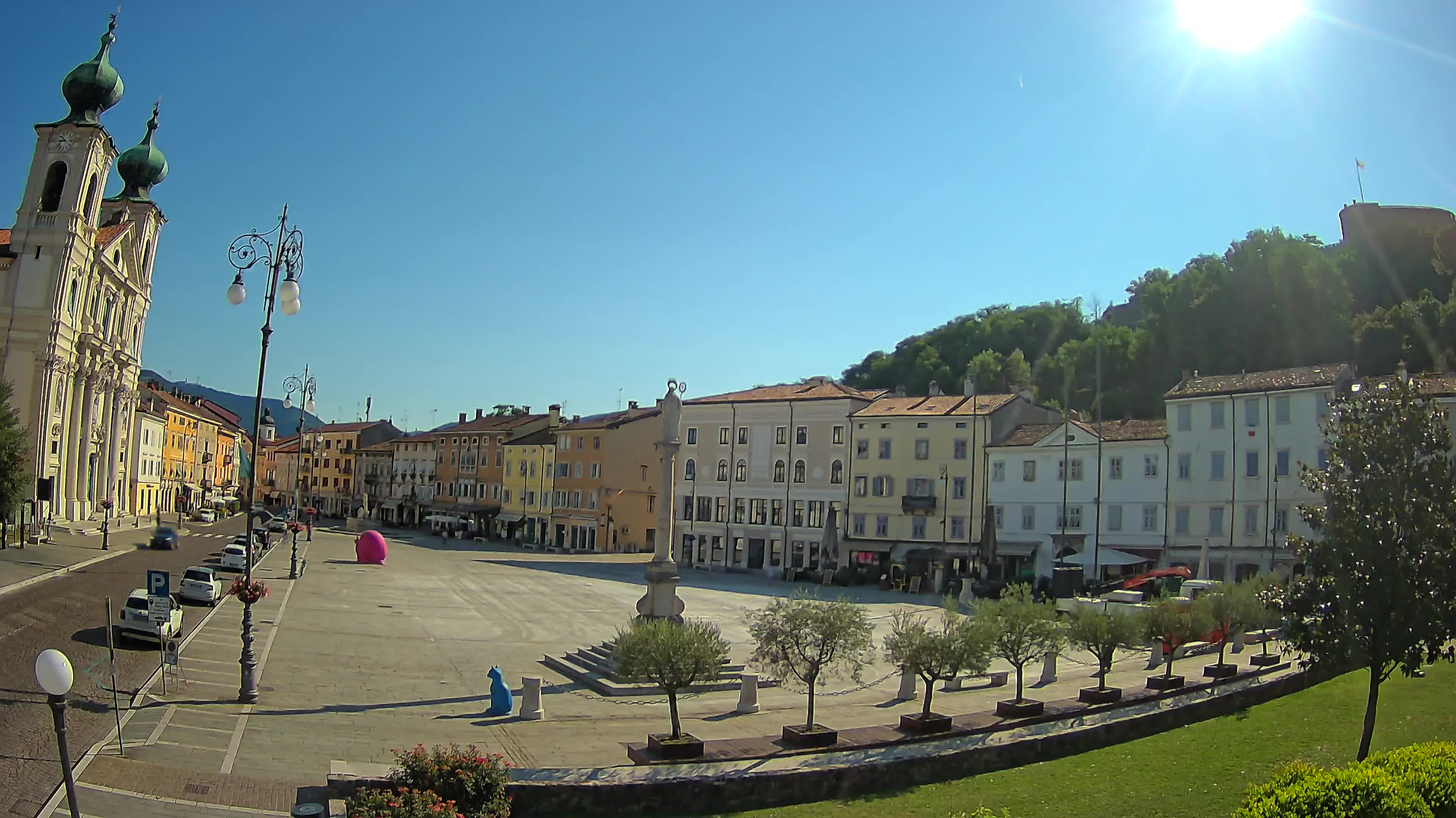 Gorizia Piazza della Vittoria e chiesa di S. Ignazio
