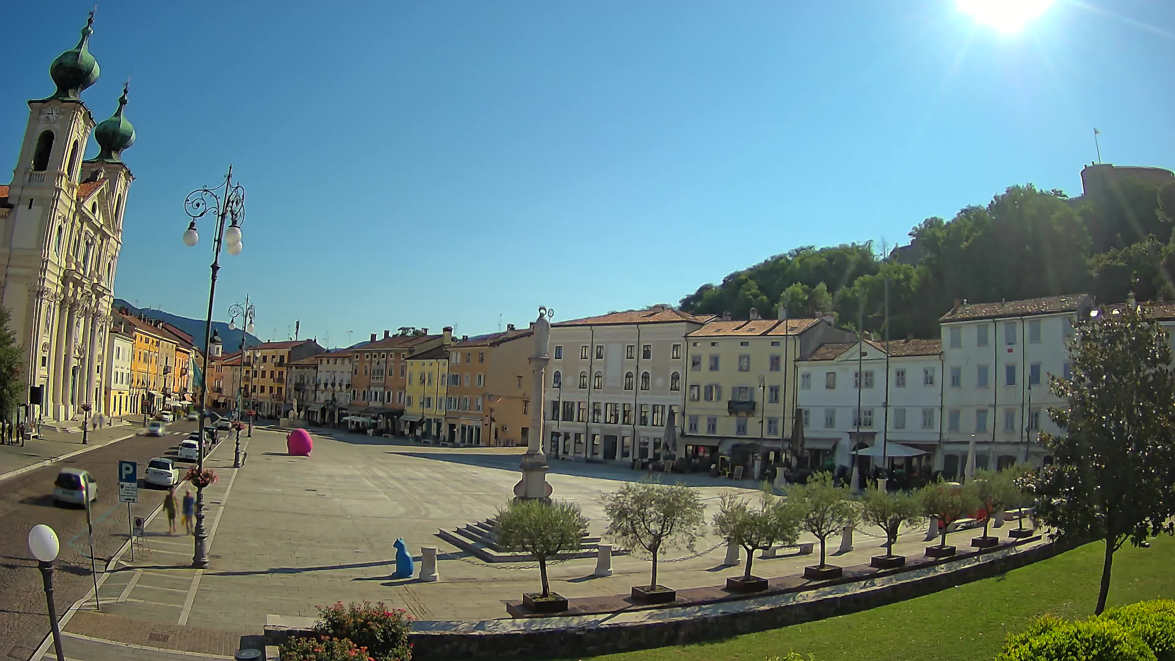 Gorizia – Plaza Vittoria – iglesia de San Pedro. Ignacio