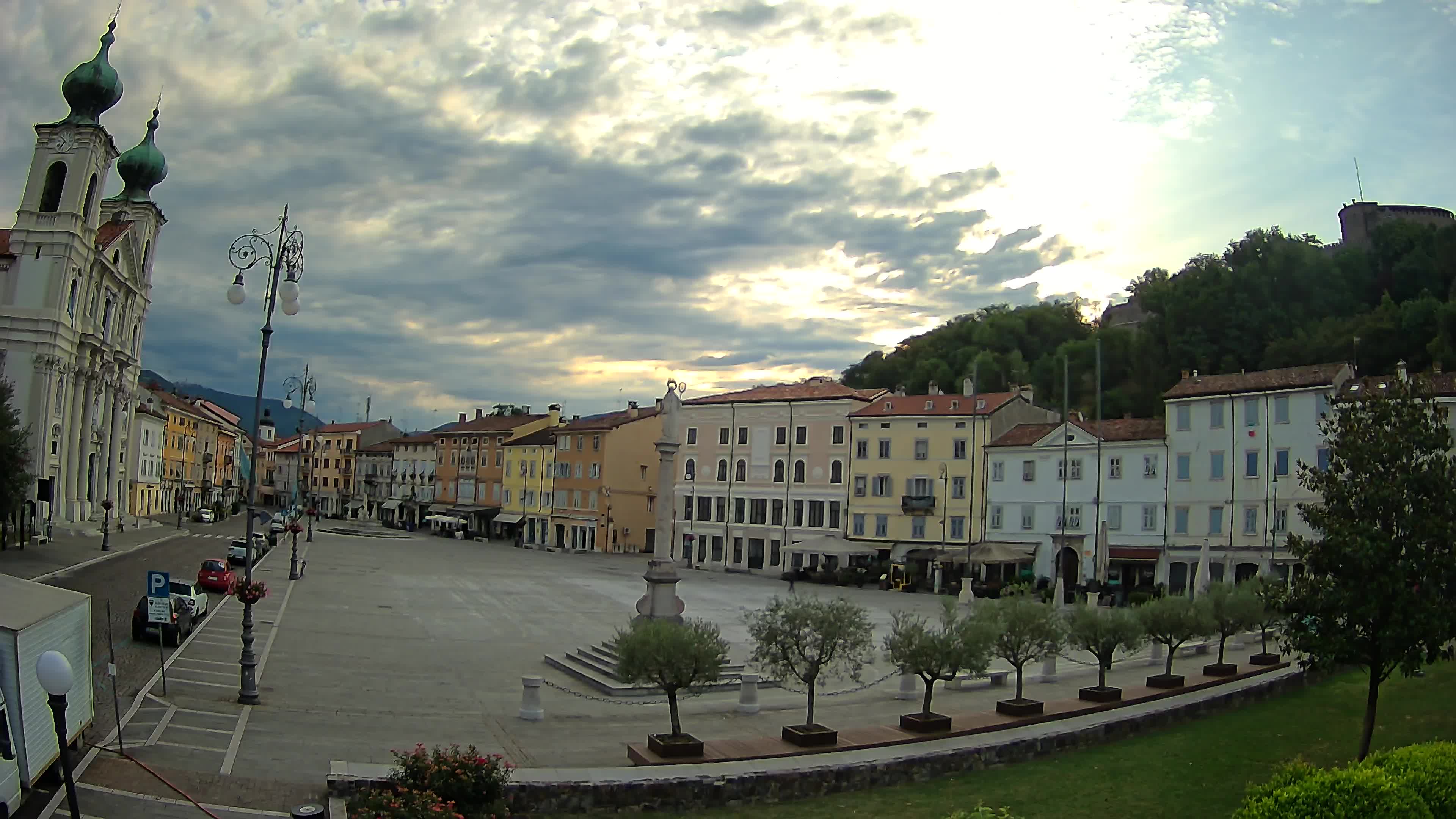 Webcam Gorizia Vittoria square – Church of st. Ignazio
