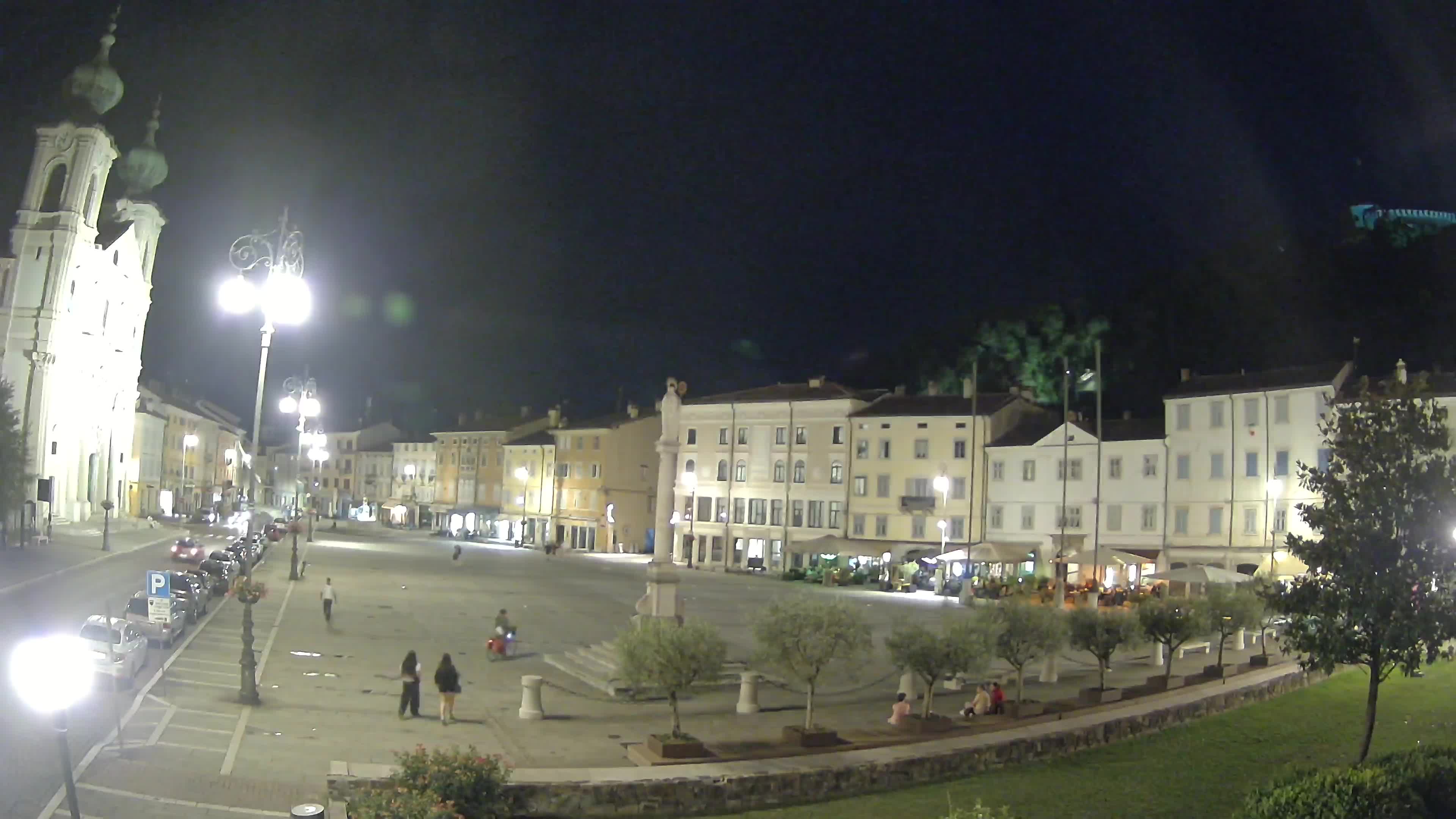 Gorizia – Plaza Vittoria – iglesia de San Pedro. Ignacio