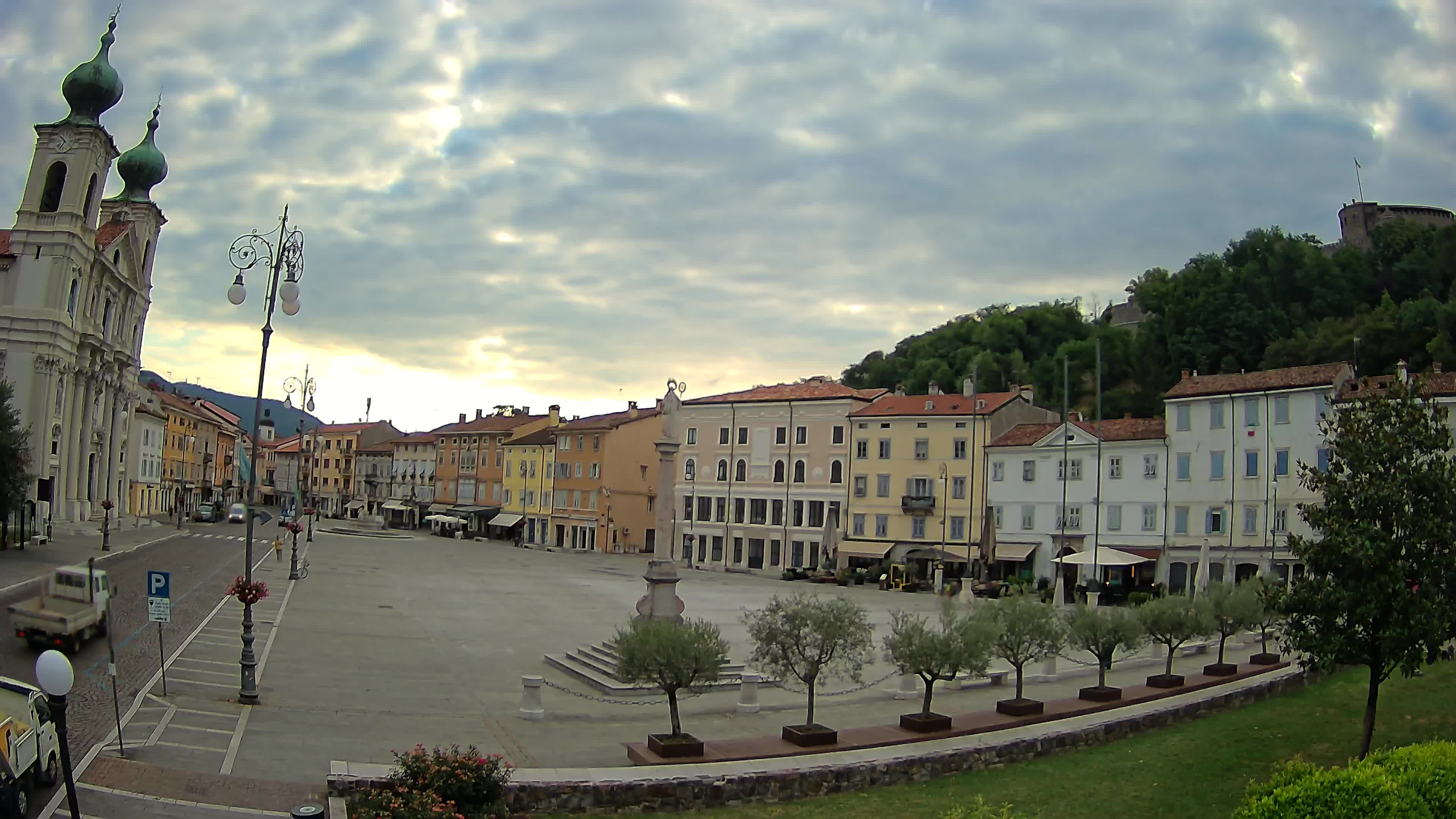 Webcam Gorizia Vittoria square – Church of st. Ignazio