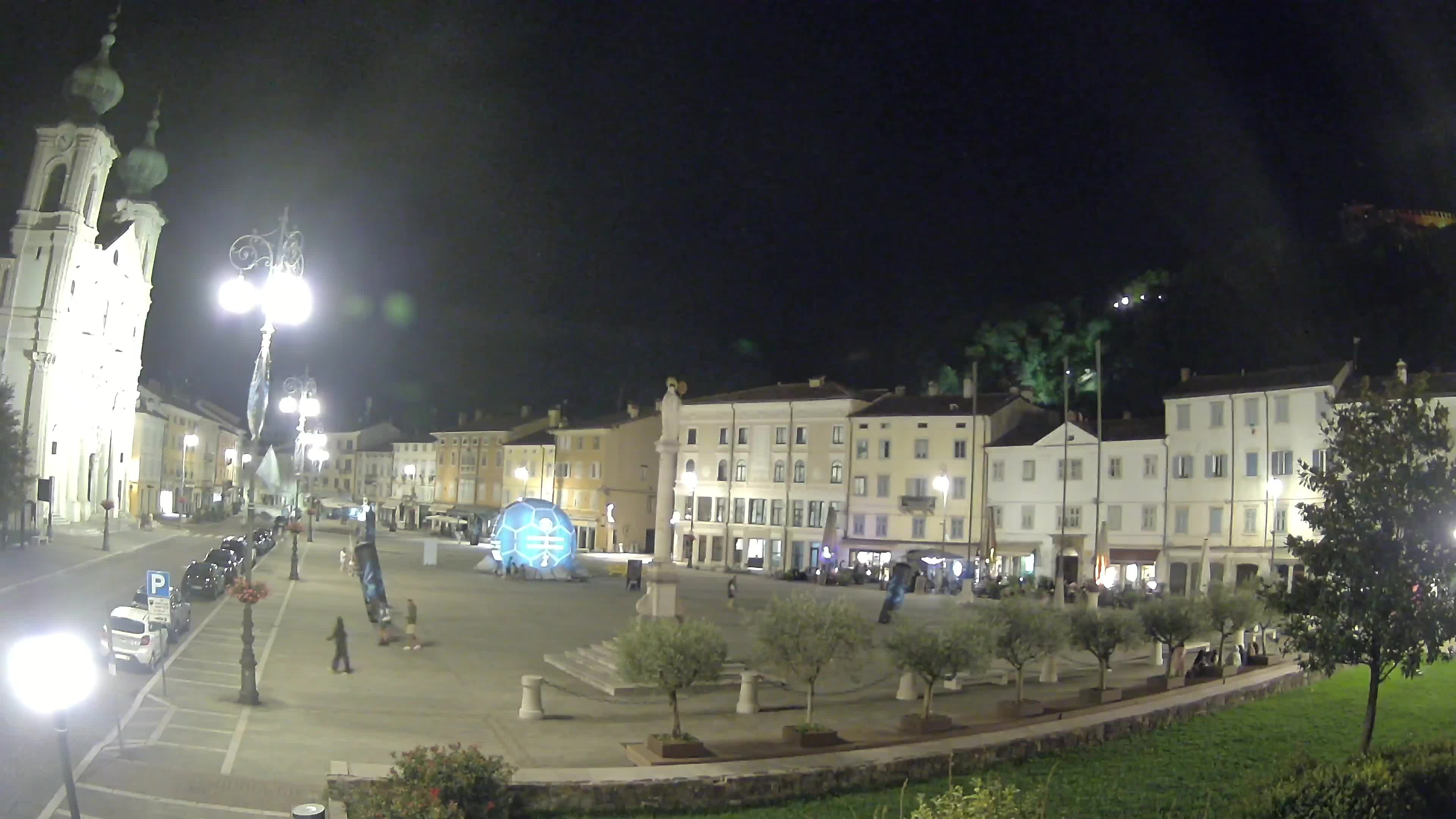 Gorizia – Plaza Vittoria – iglesia de San Pedro. Ignacio