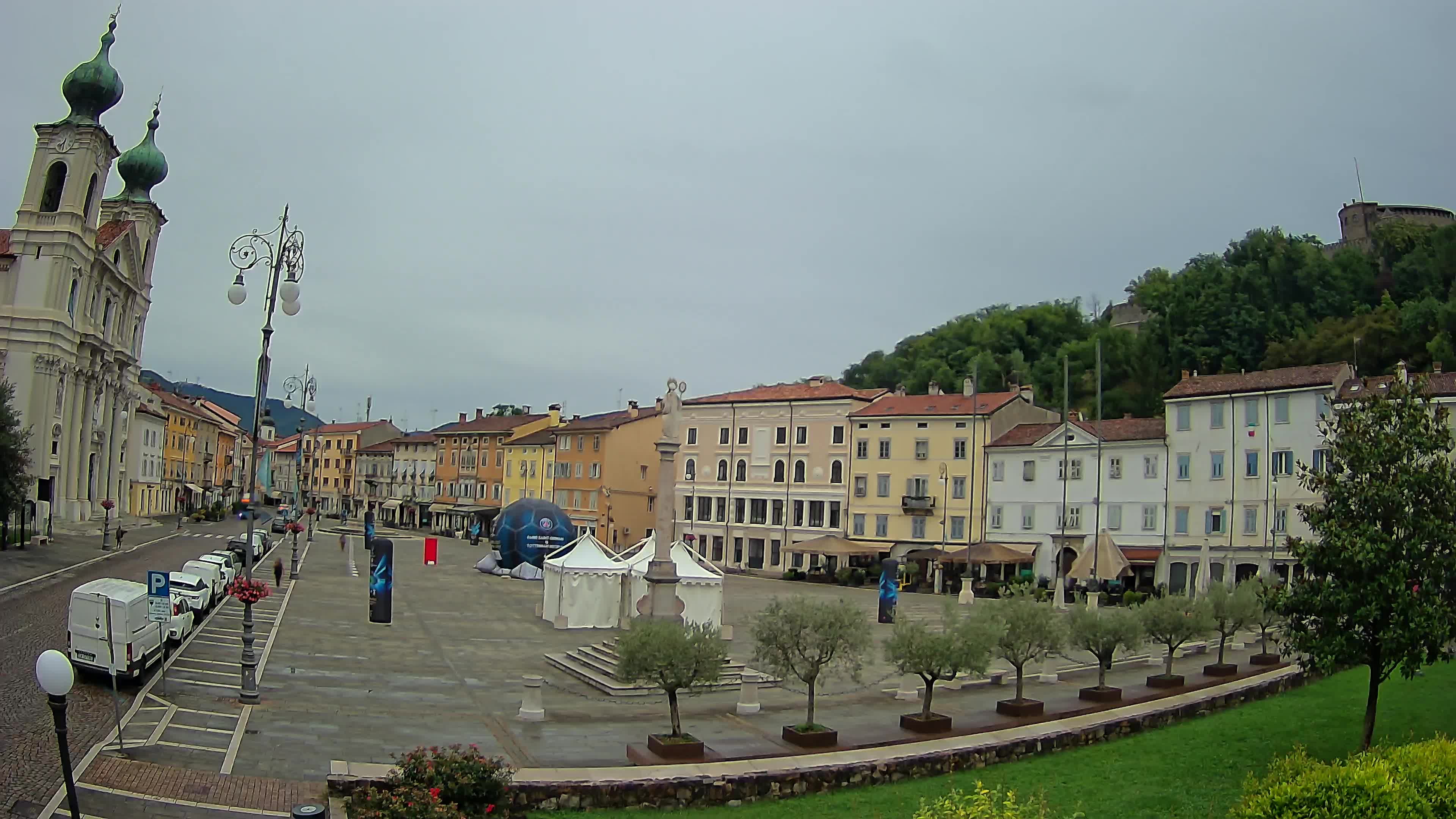 Webcam Gorizia Vittoria square – Church of st. Ignazio
