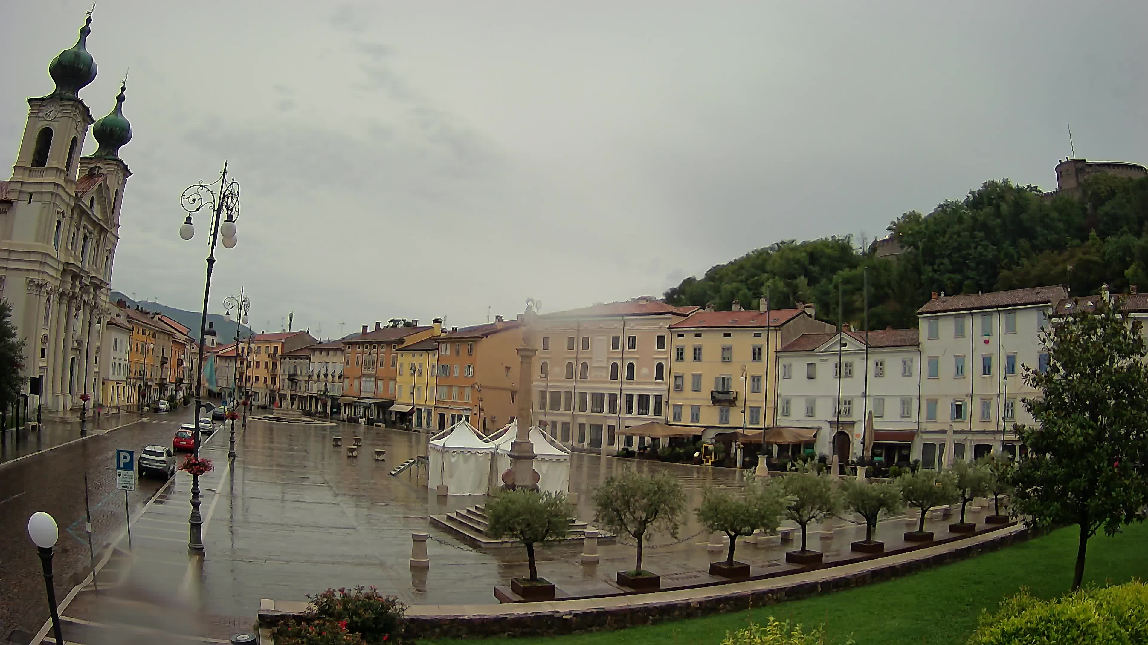 Webcam Gorizia Vittoria square – Church of st. Ignazio