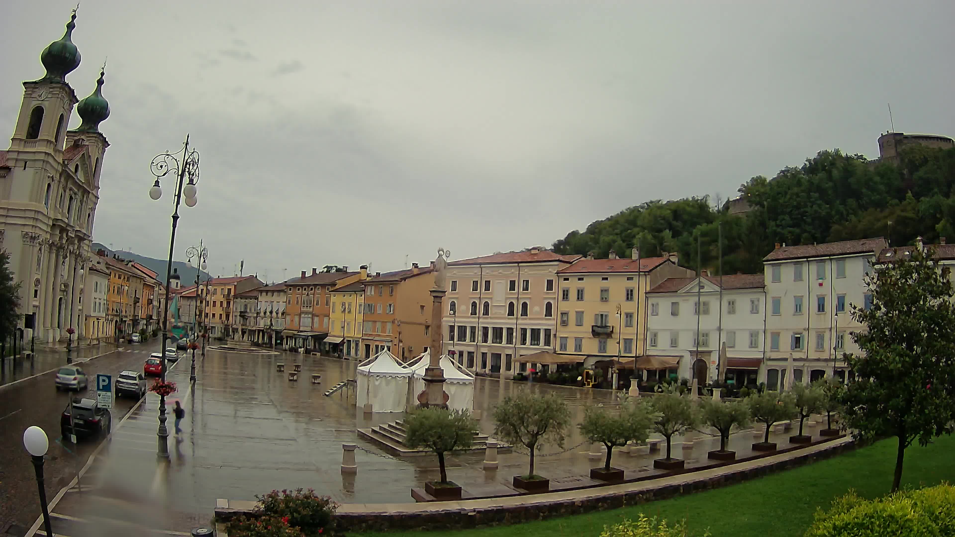 Webcam Gorizia Vittoria square – Church of st. Ignazio