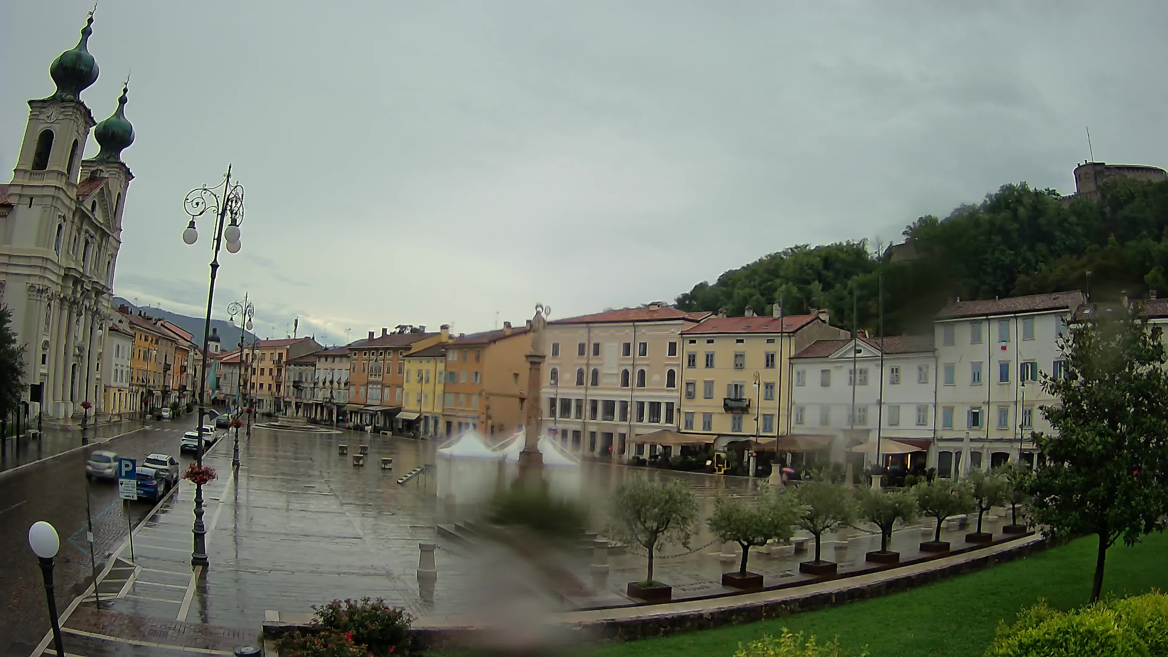 Webcam Gorizia Vittoria square – Church of st. Ignazio