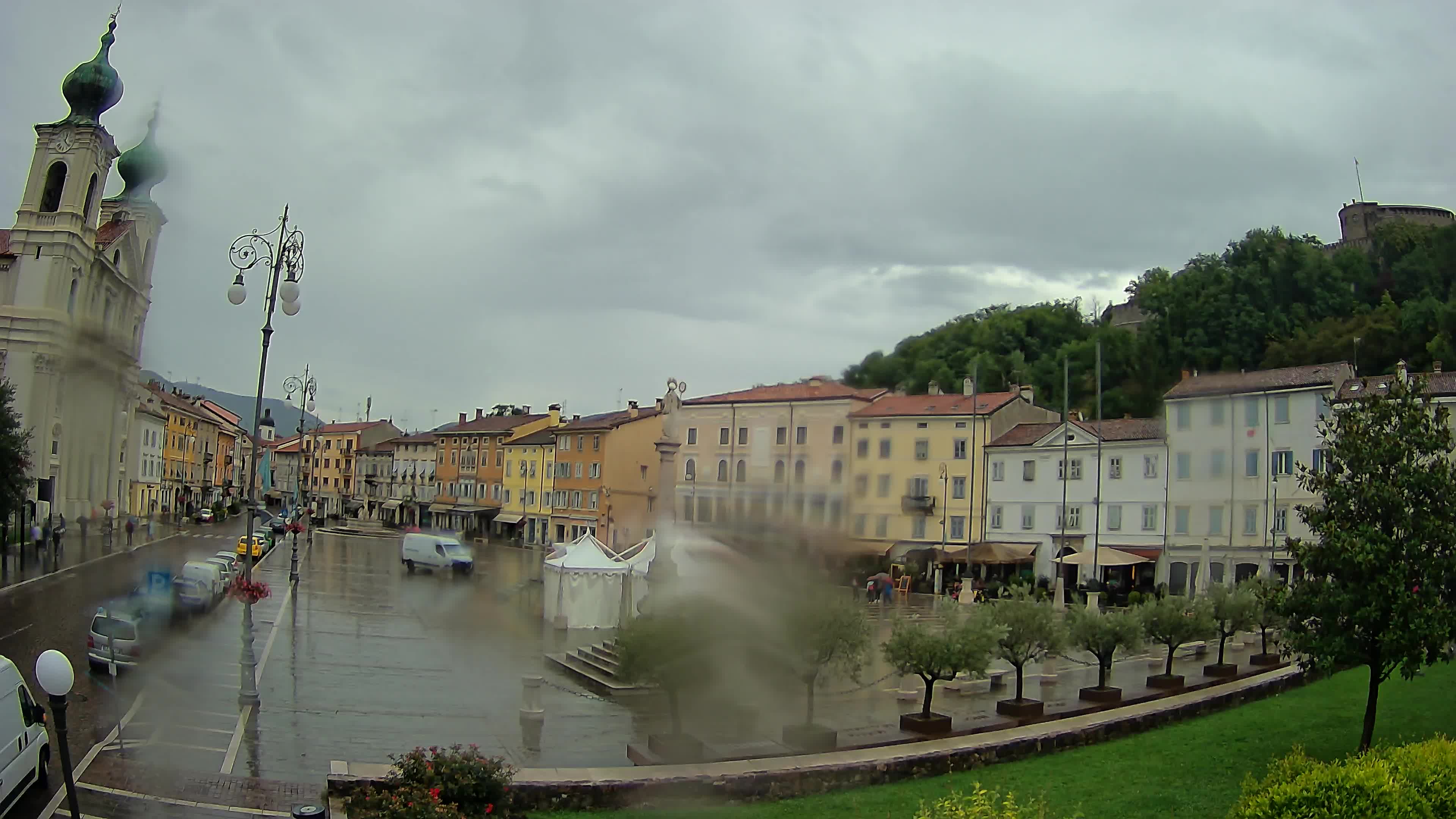 Webcam Gorizia Vittoria square – Church of st. Ignazio