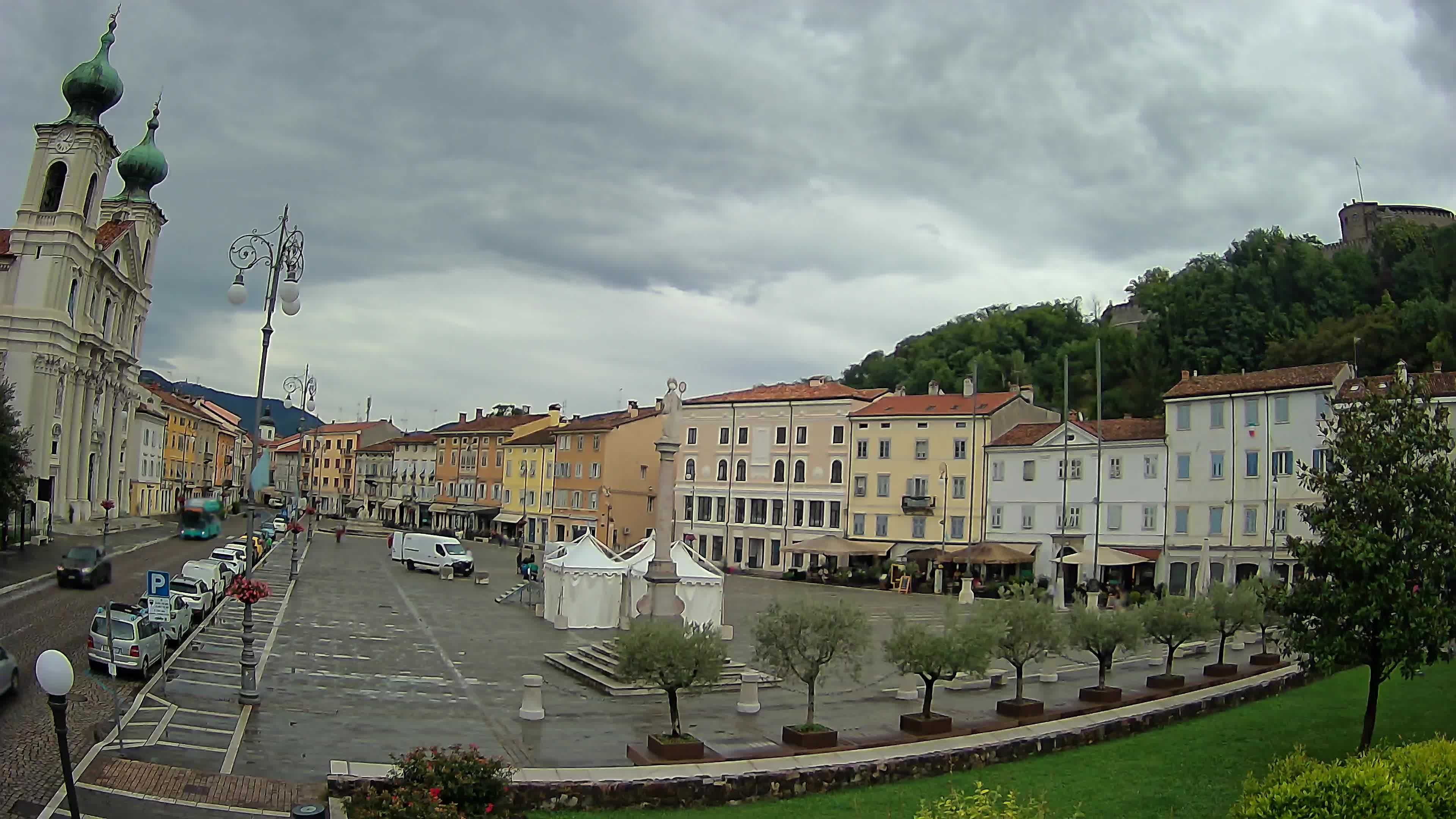Webcam Gorizia Vittoria square – Church of st. Ignazio