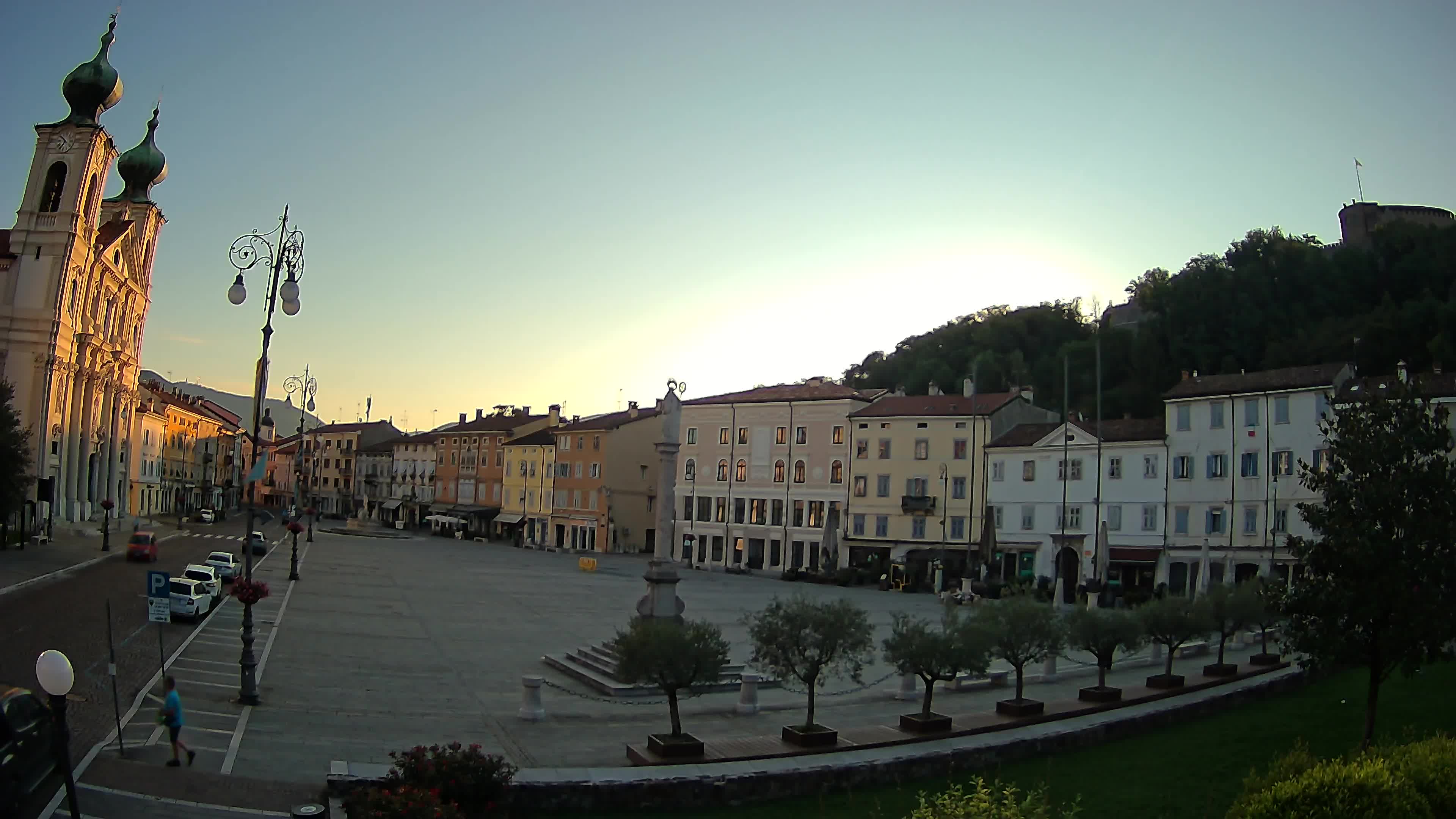 Gorizia – Plaza Vittoria – iglesia de San Pedro. Ignacio