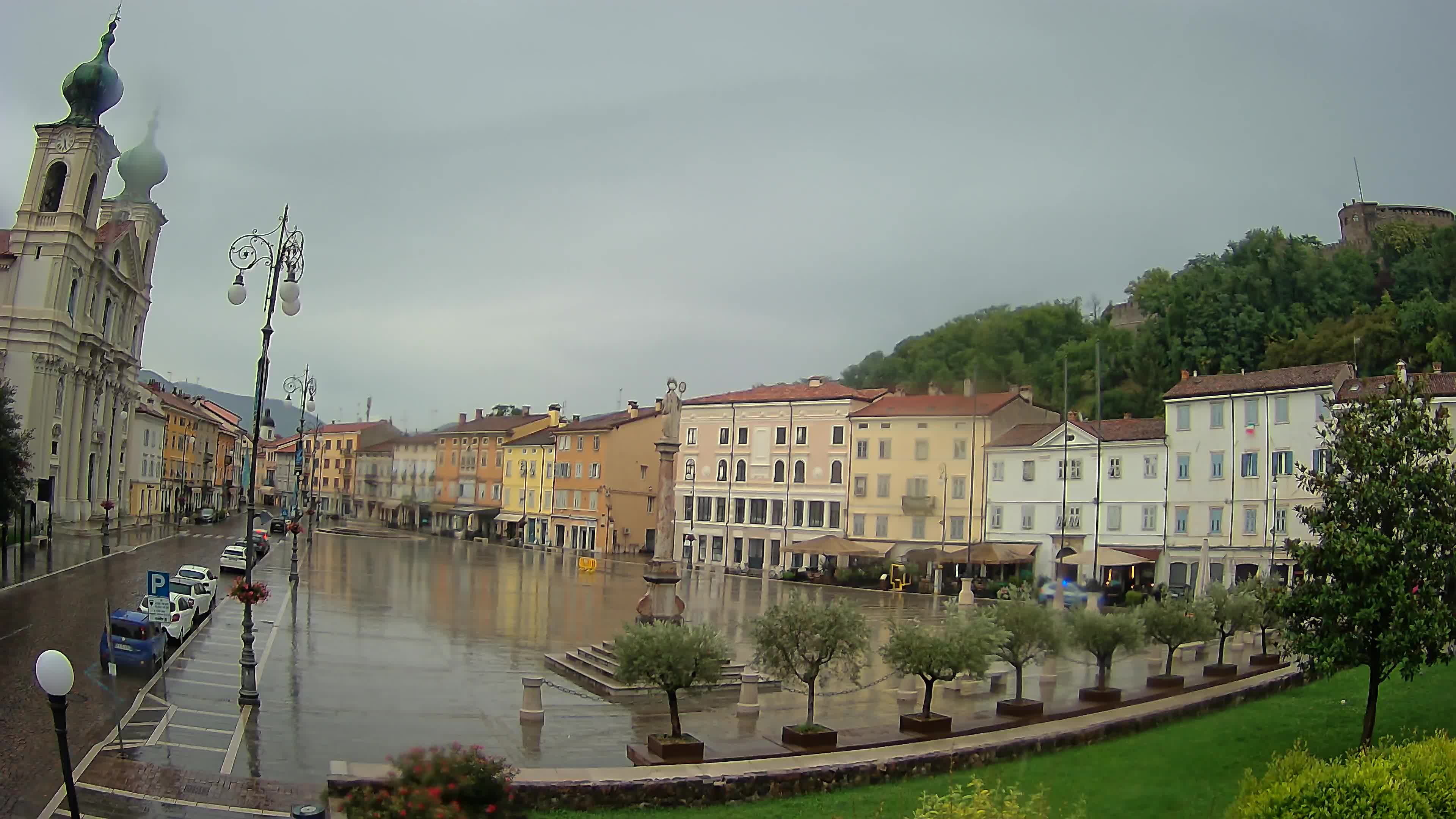Webcam Gorizia Vittoria square – Church of st. Ignazio