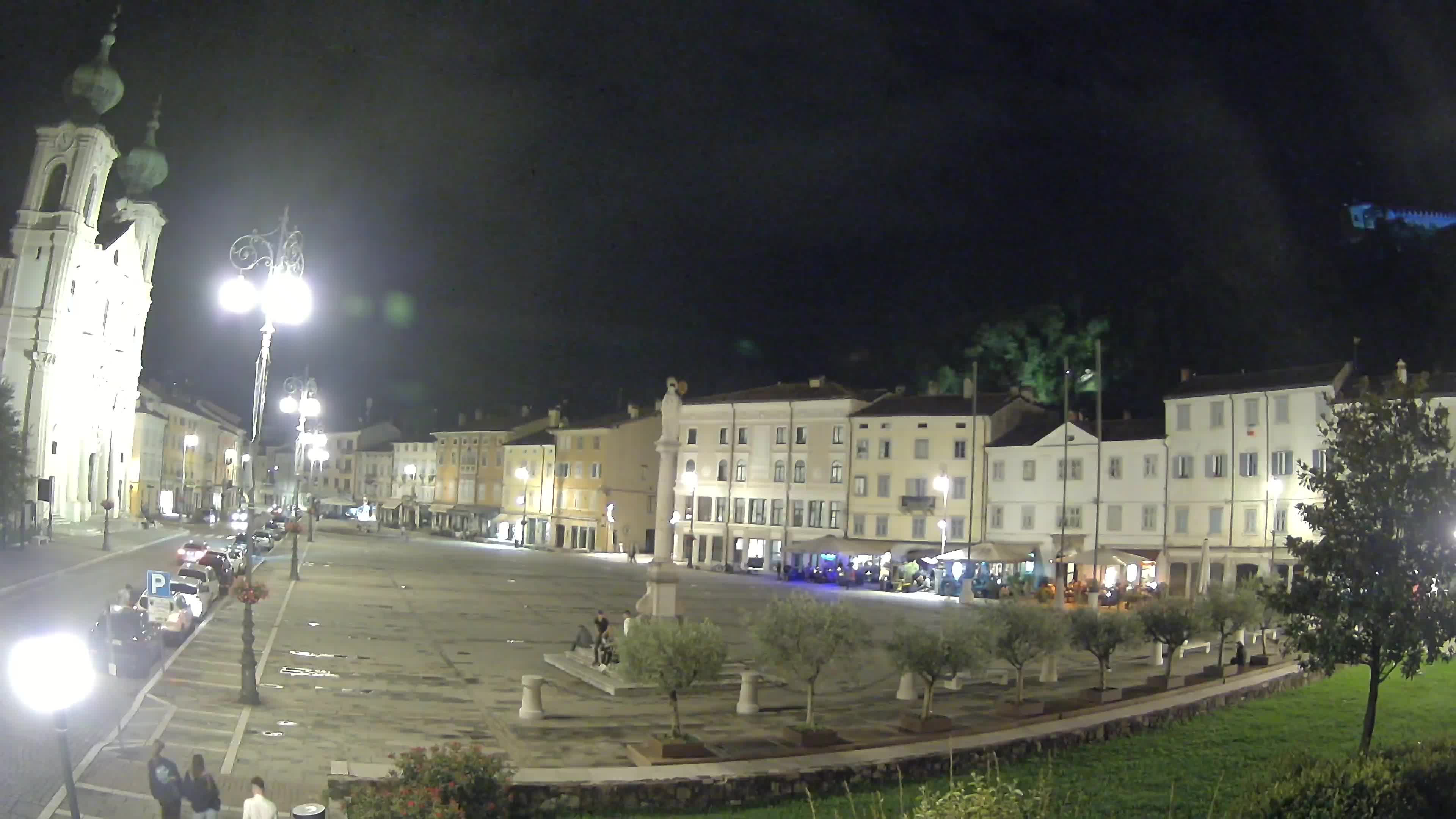 Gorizia Piazza della Vittoria e chiesa di S. Ignazio