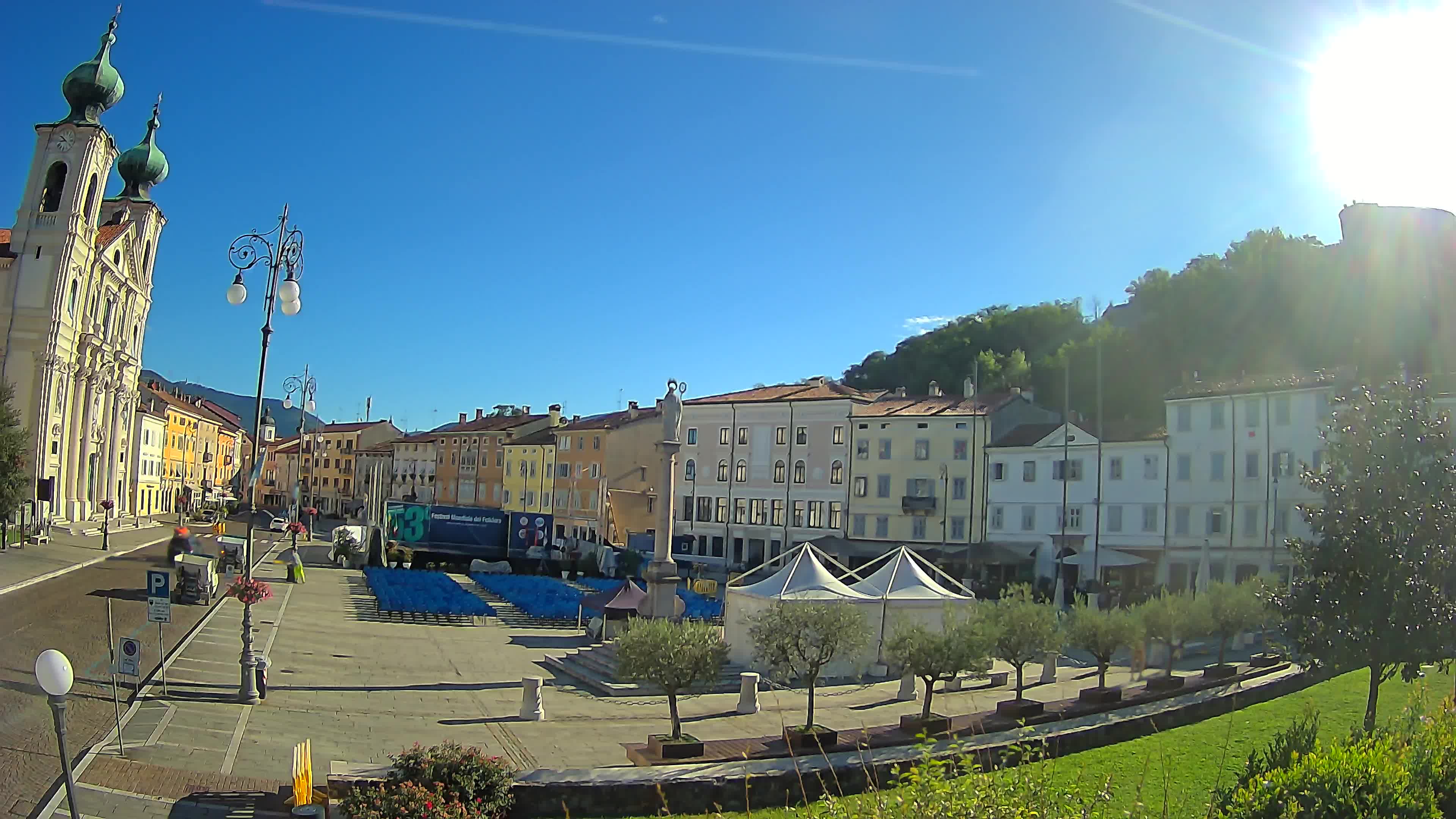 Gorizia Piazza della Vittoria e chiesa di S. Ignazio