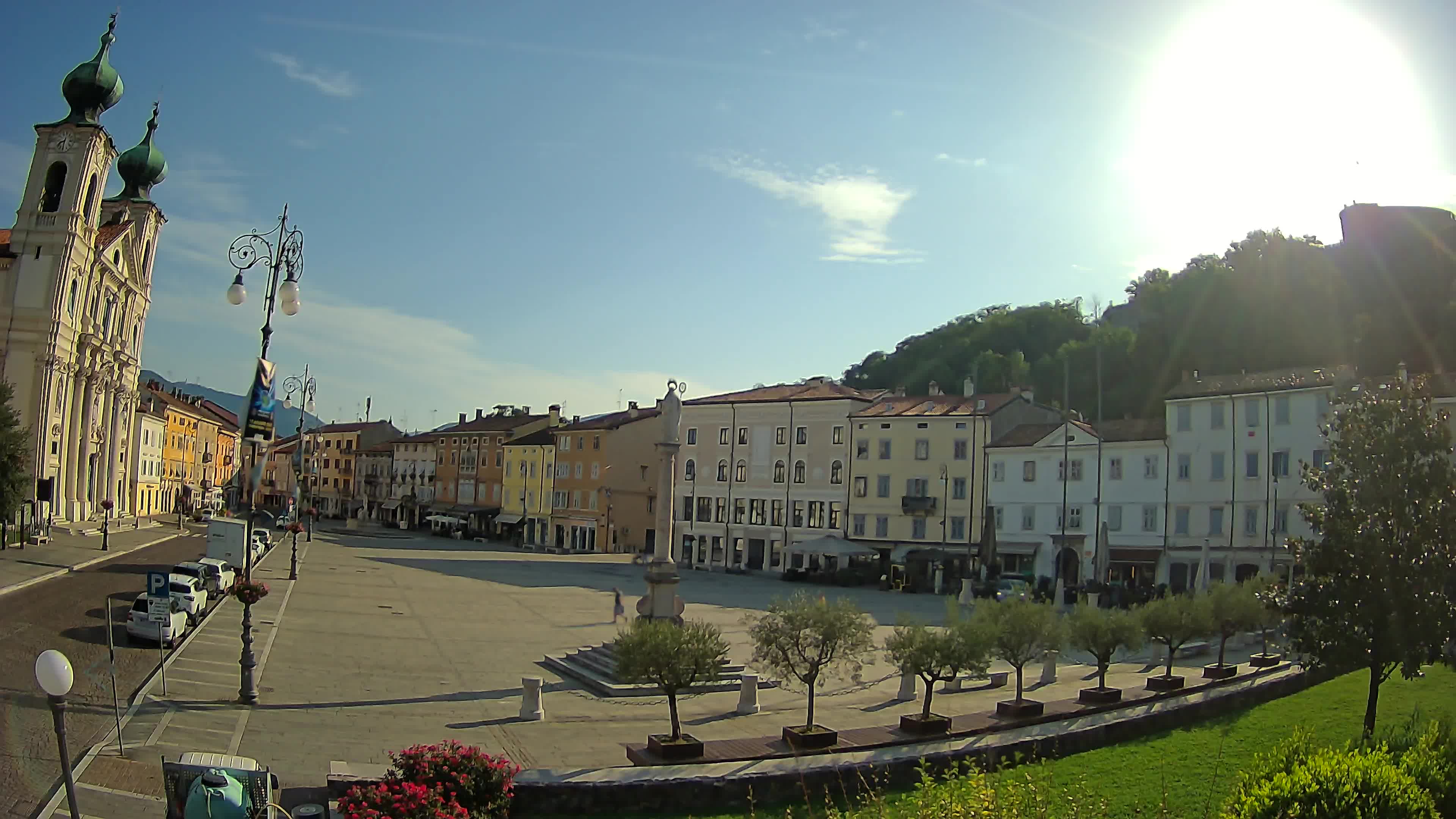 Gorizia – Plaza Vittoria – iglesia de San Pedro. Ignacio