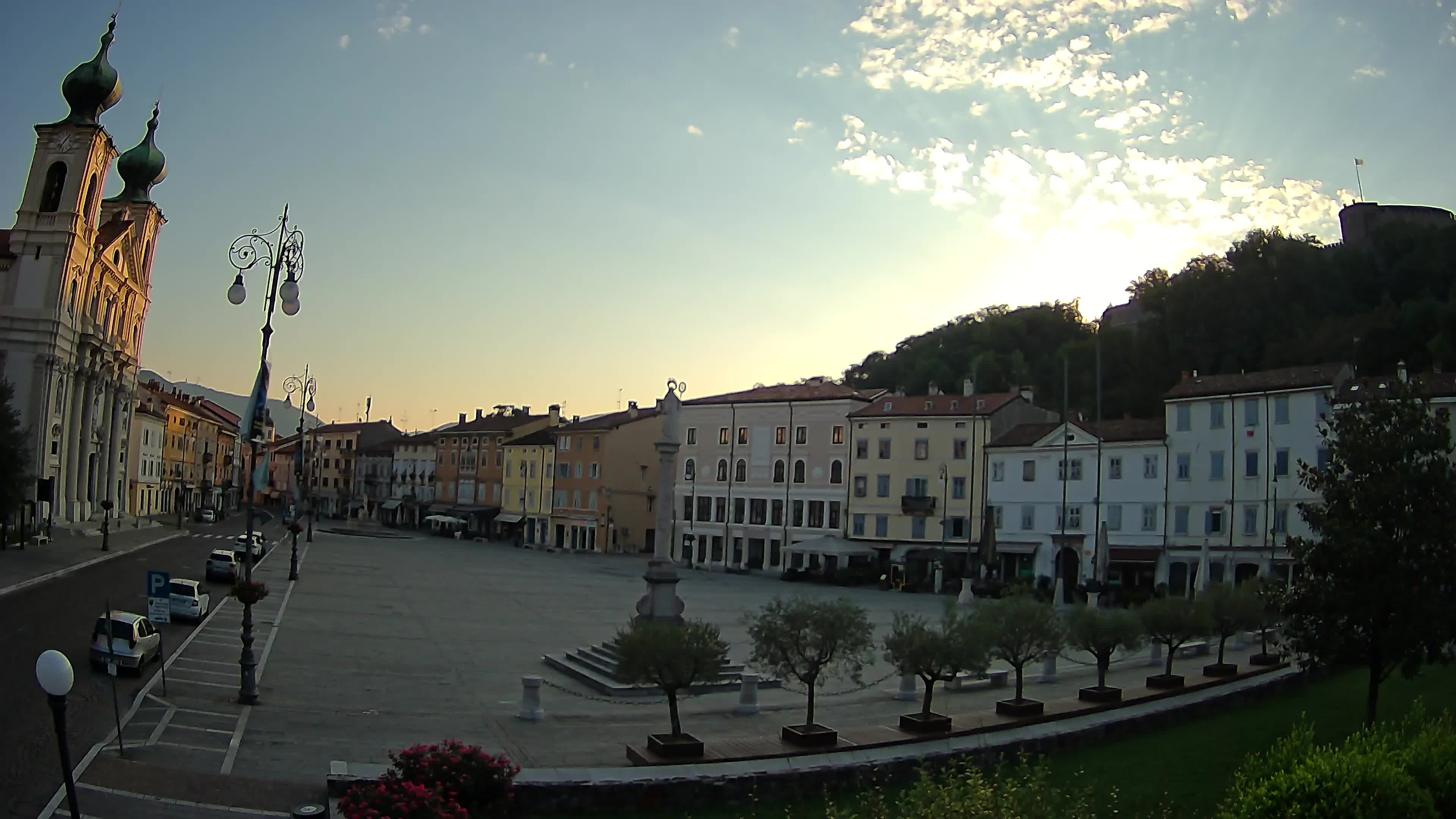 Gorizia – Plaza Vittoria – iglesia de San Pedro. Ignacio
