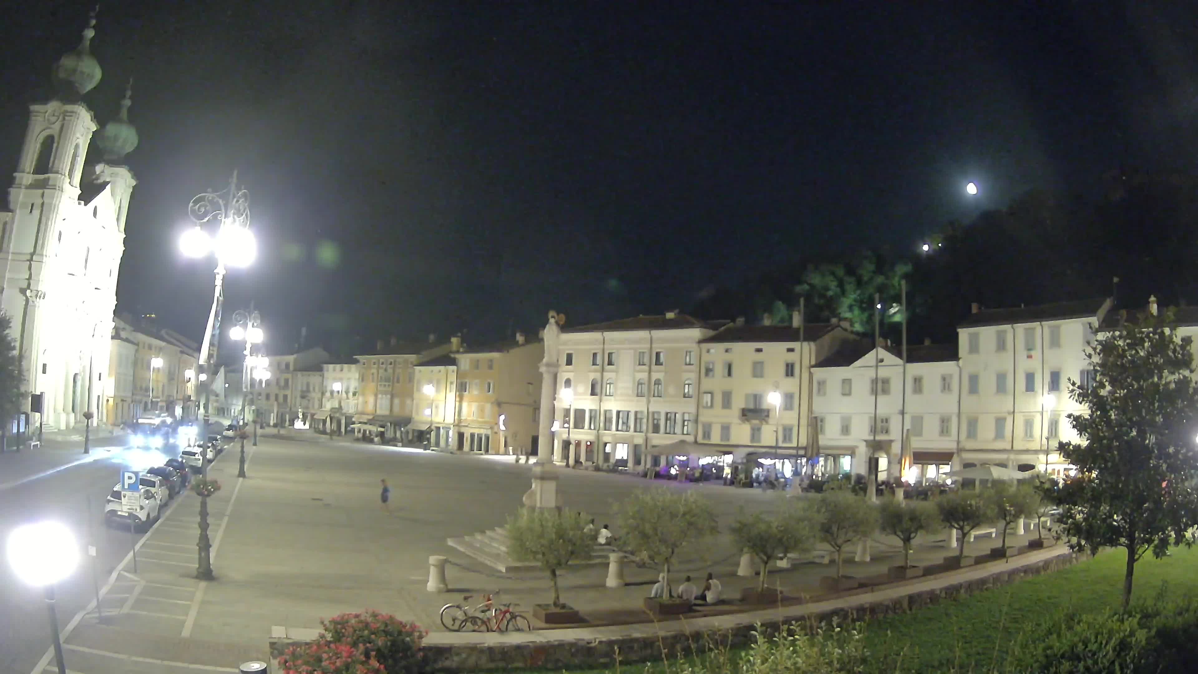 Gorizia – Plaza Vittoria – iglesia de San Pedro. Ignacio