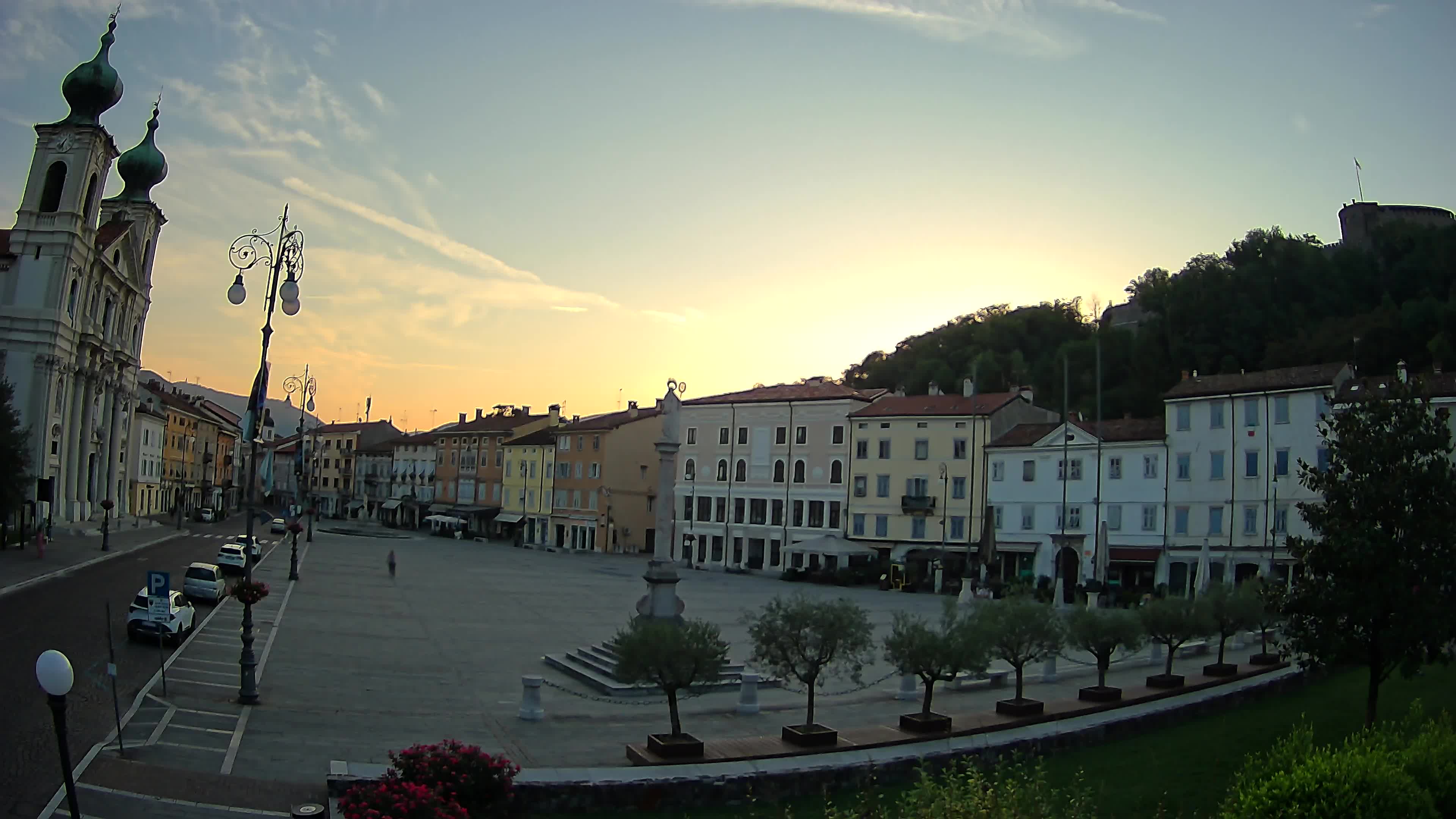 Gorizia – Plaza Vittoria – iglesia de San Pedro. Ignacio