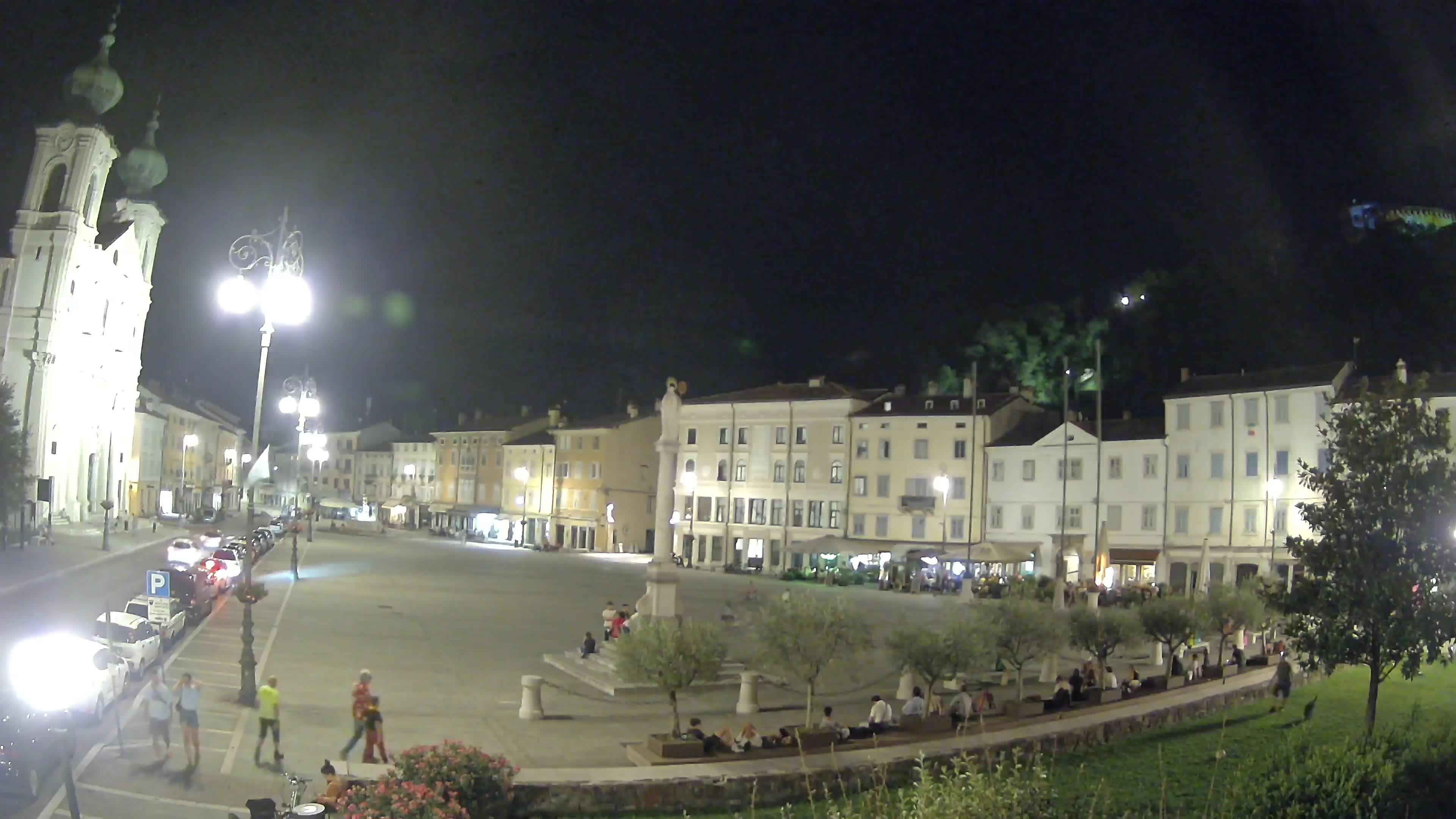 Gorizia Piazza della Vittoria e chiesa di S. Ignazio