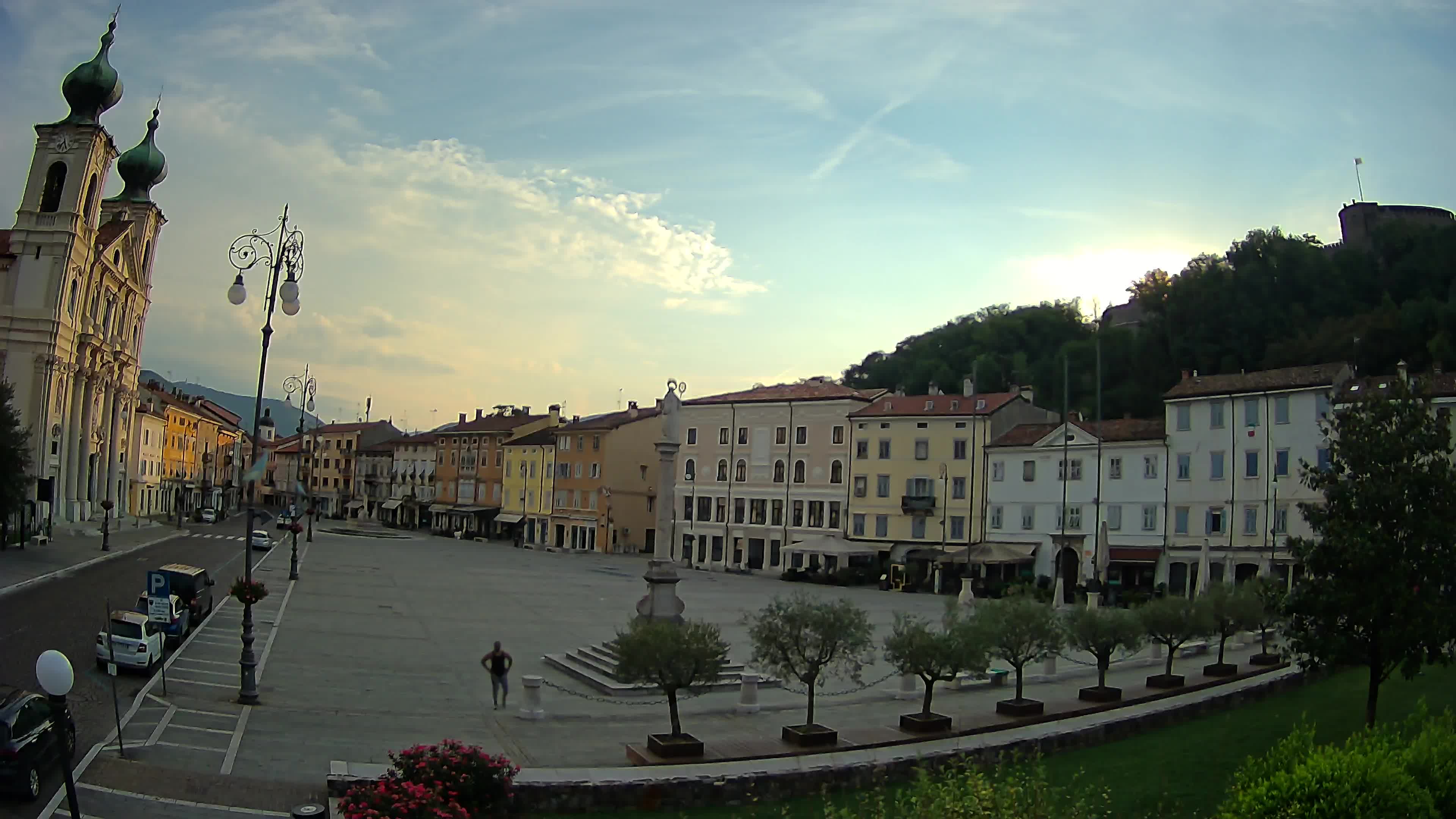 Gorizia Piazza della Vittoria e chiesa di S. Ignazio