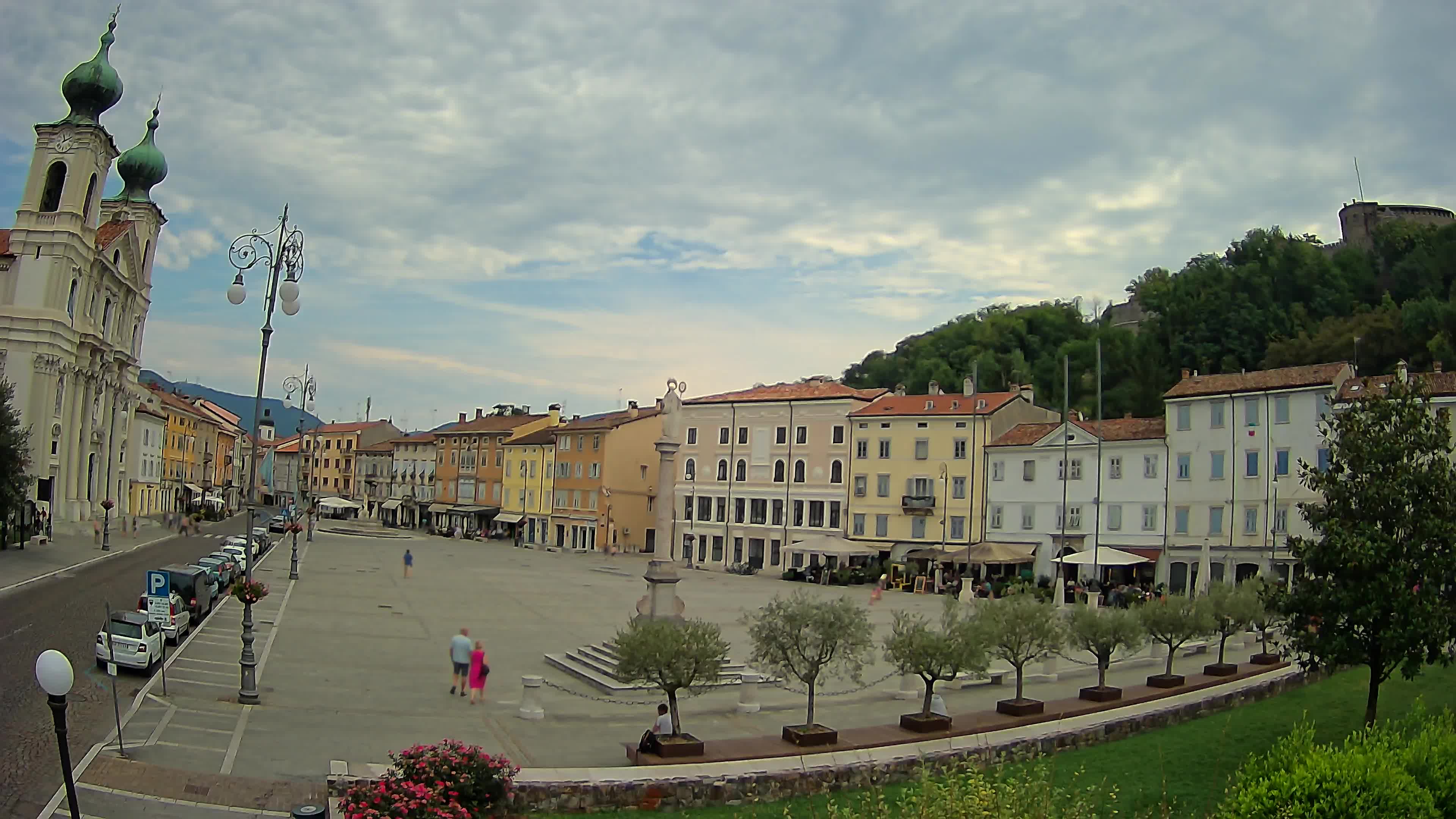 Gorizia – Plaza Vittoria – iglesia de San Pedro. Ignacio