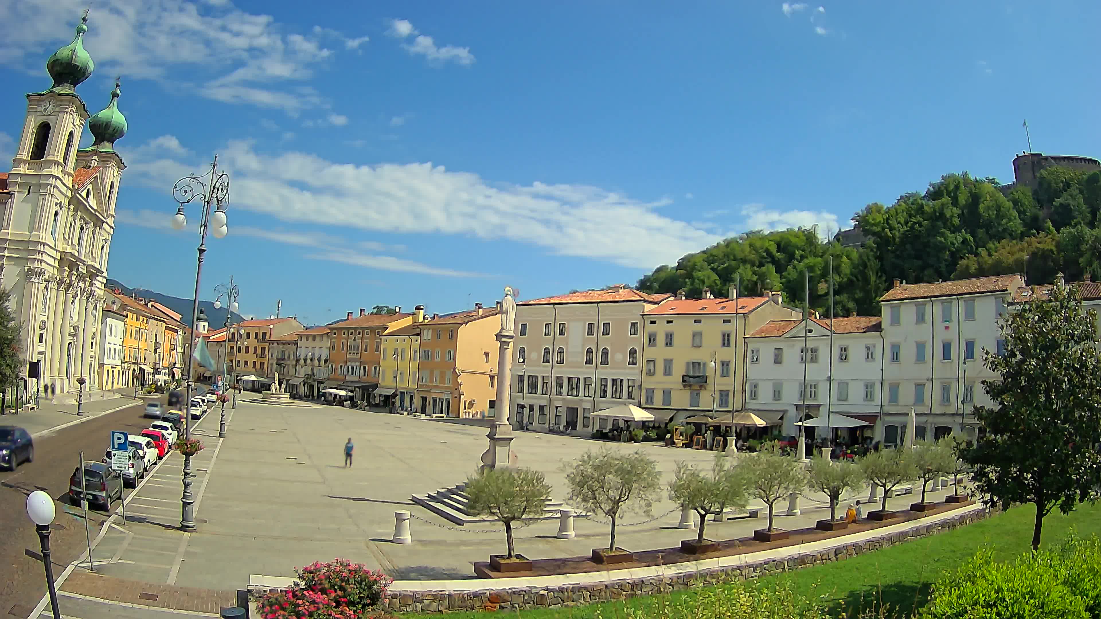 Gorizia – Plaza Vittoria – iglesia de San Pedro. Ignacio